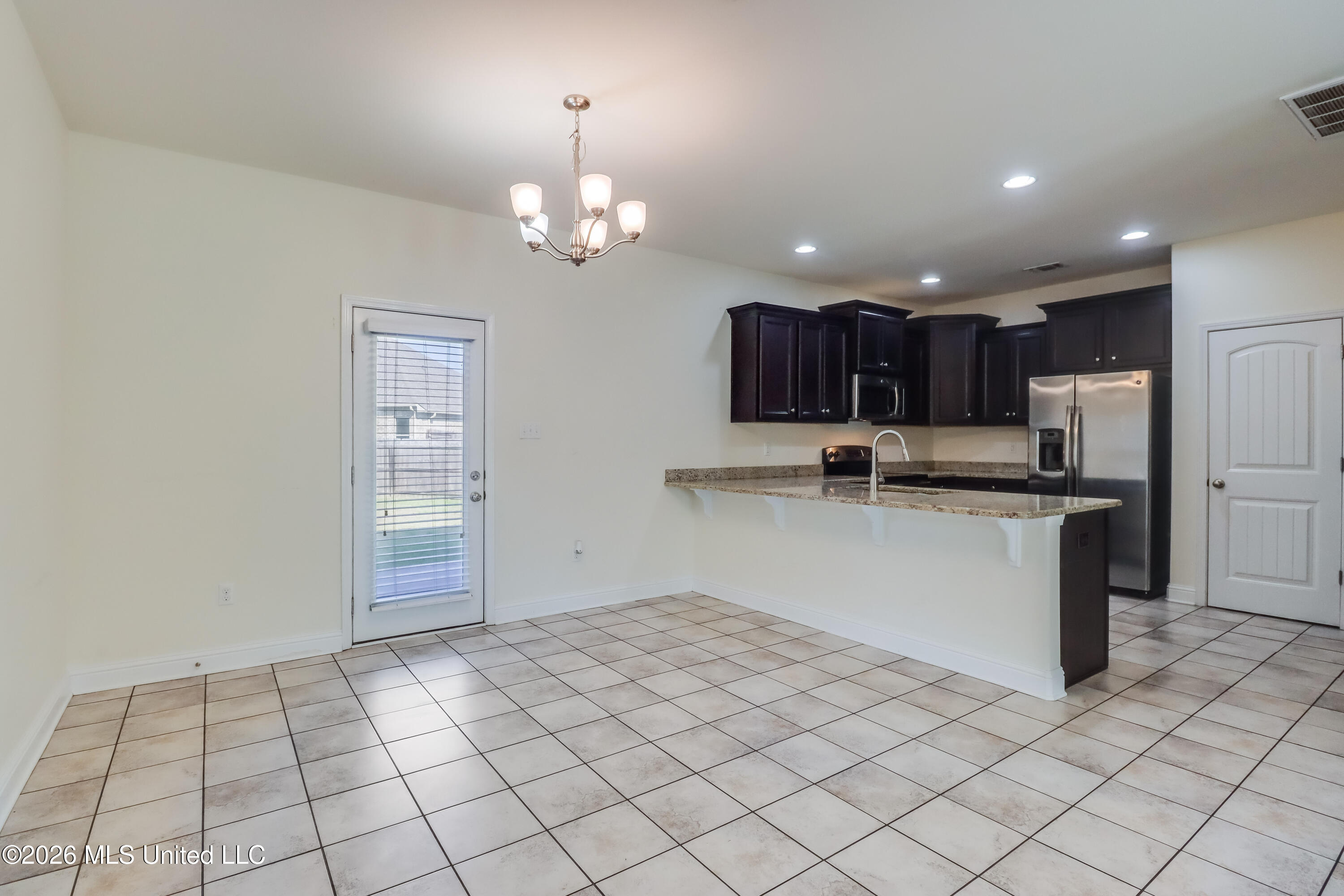 3776 River Trace Drive Property Photo 7