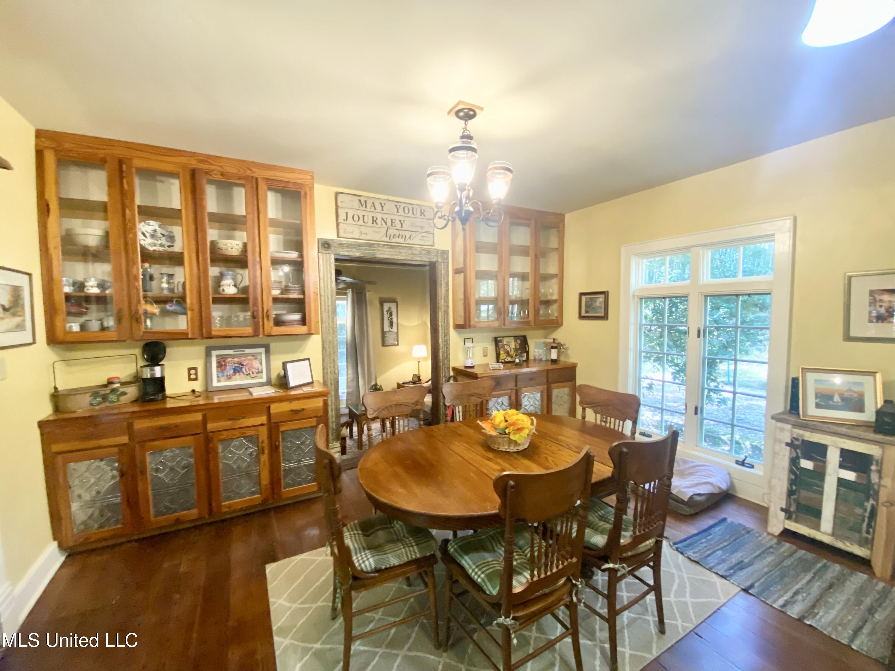 140 Westover Drive Property Photo 10
