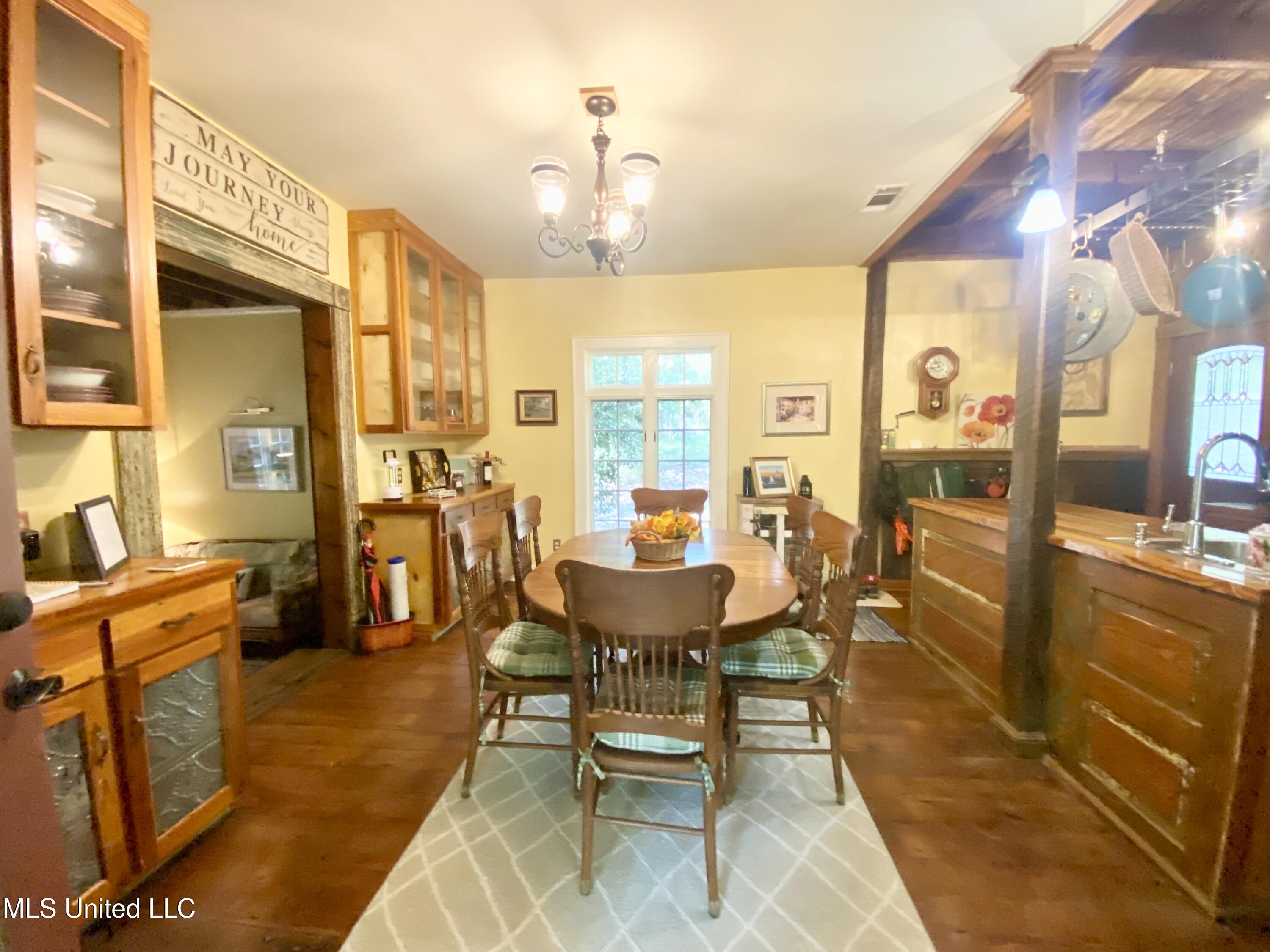 140 Westover Drive Property Photo 12
