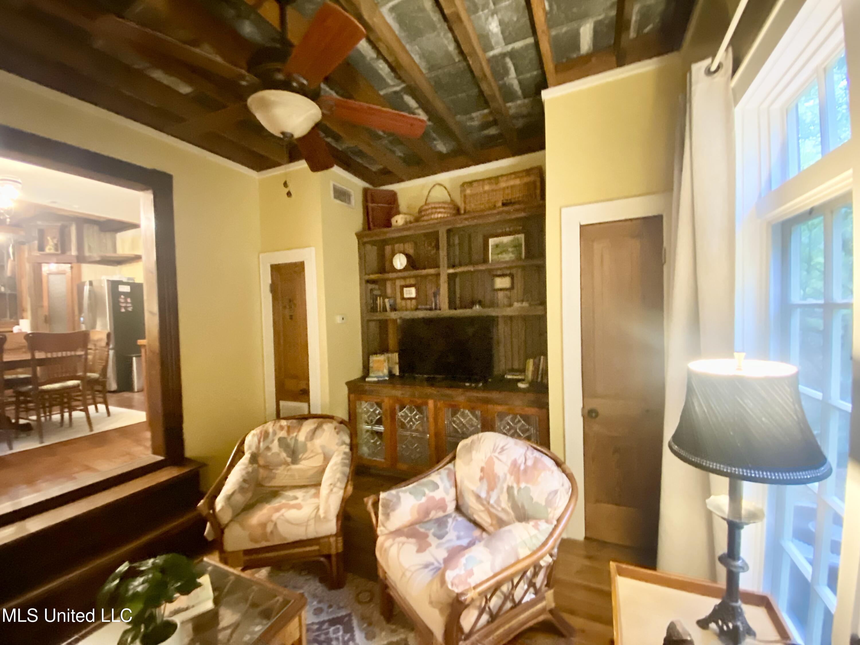 140 Westover Drive Property Photo 21
