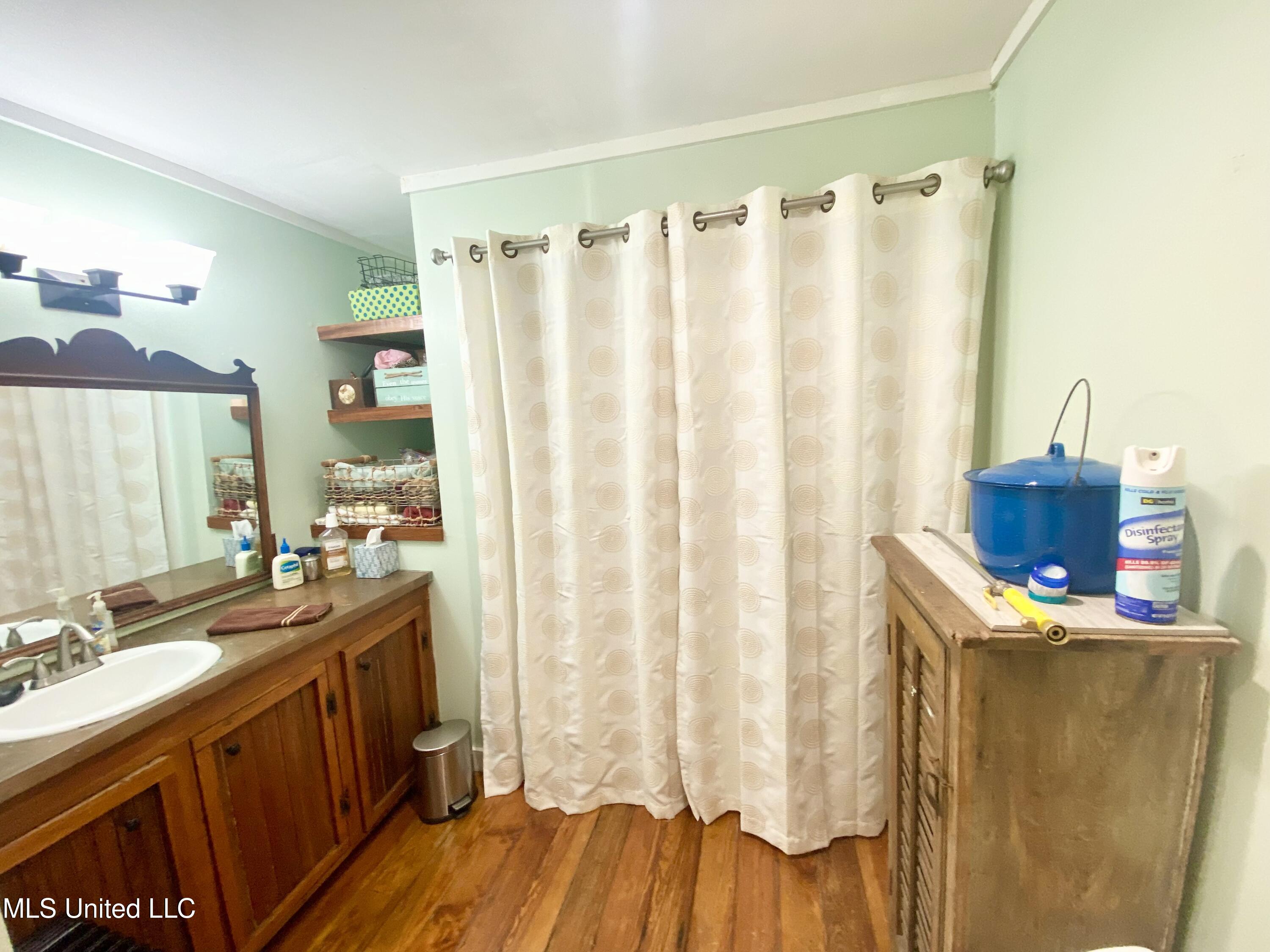 140 Westover Drive Property Photo 29