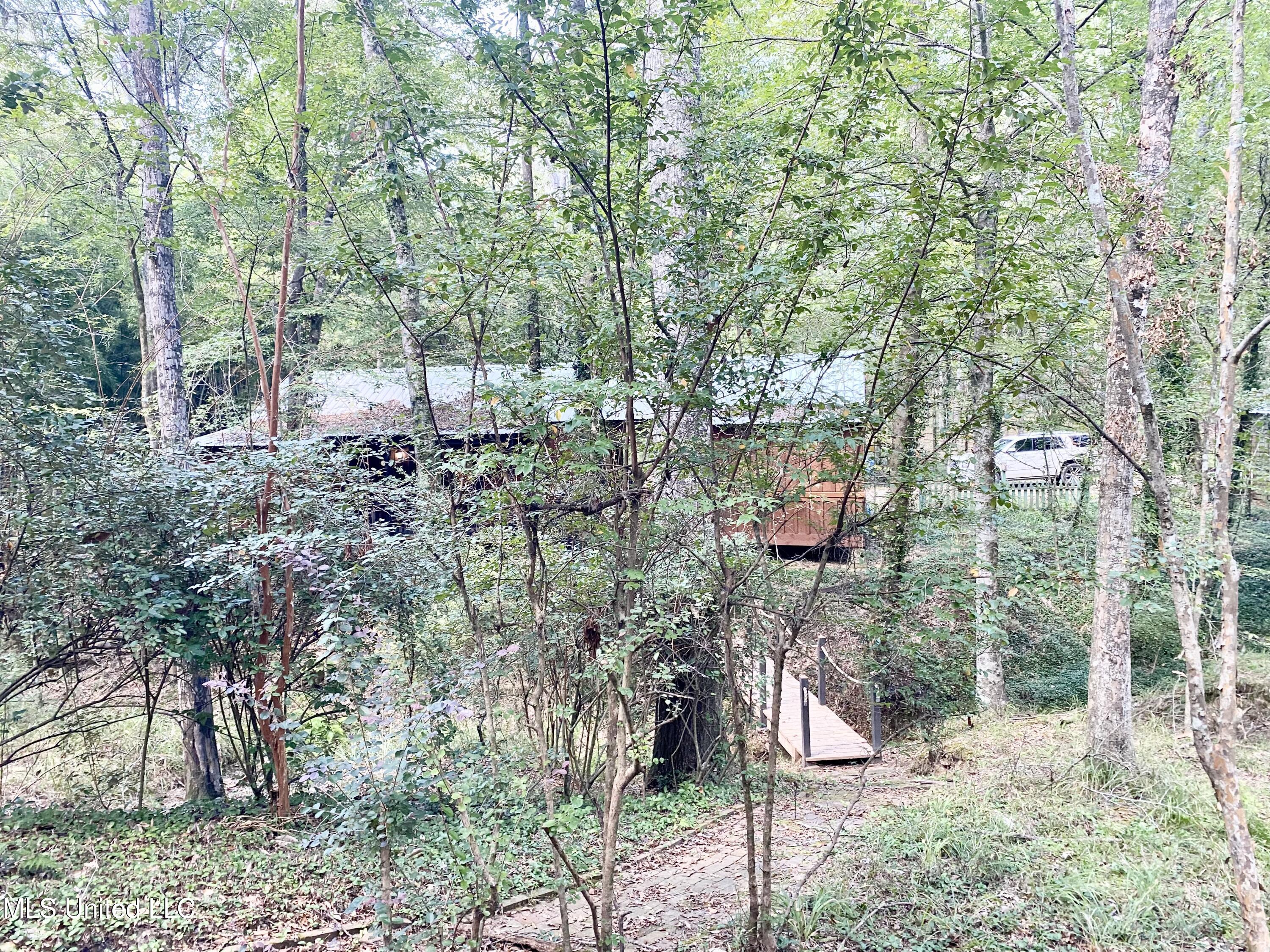 140 Westover Drive Property Photo 38