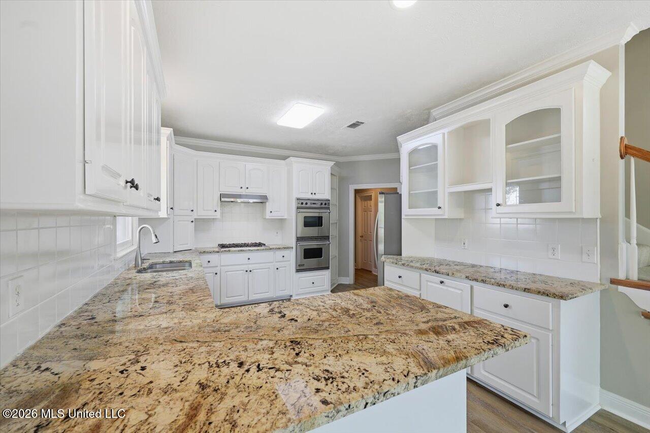 150 Lake Ridge Drive Property Photo 14