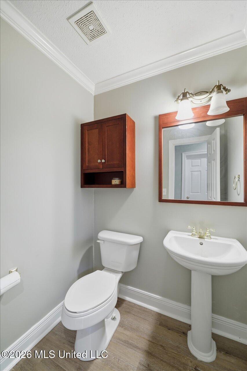 150 Lake Ridge Drive Property Photo 23