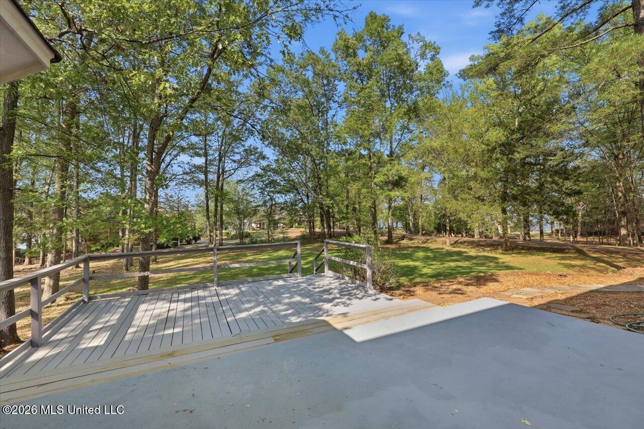 150 Lake Ridge Drive Property Photo 40