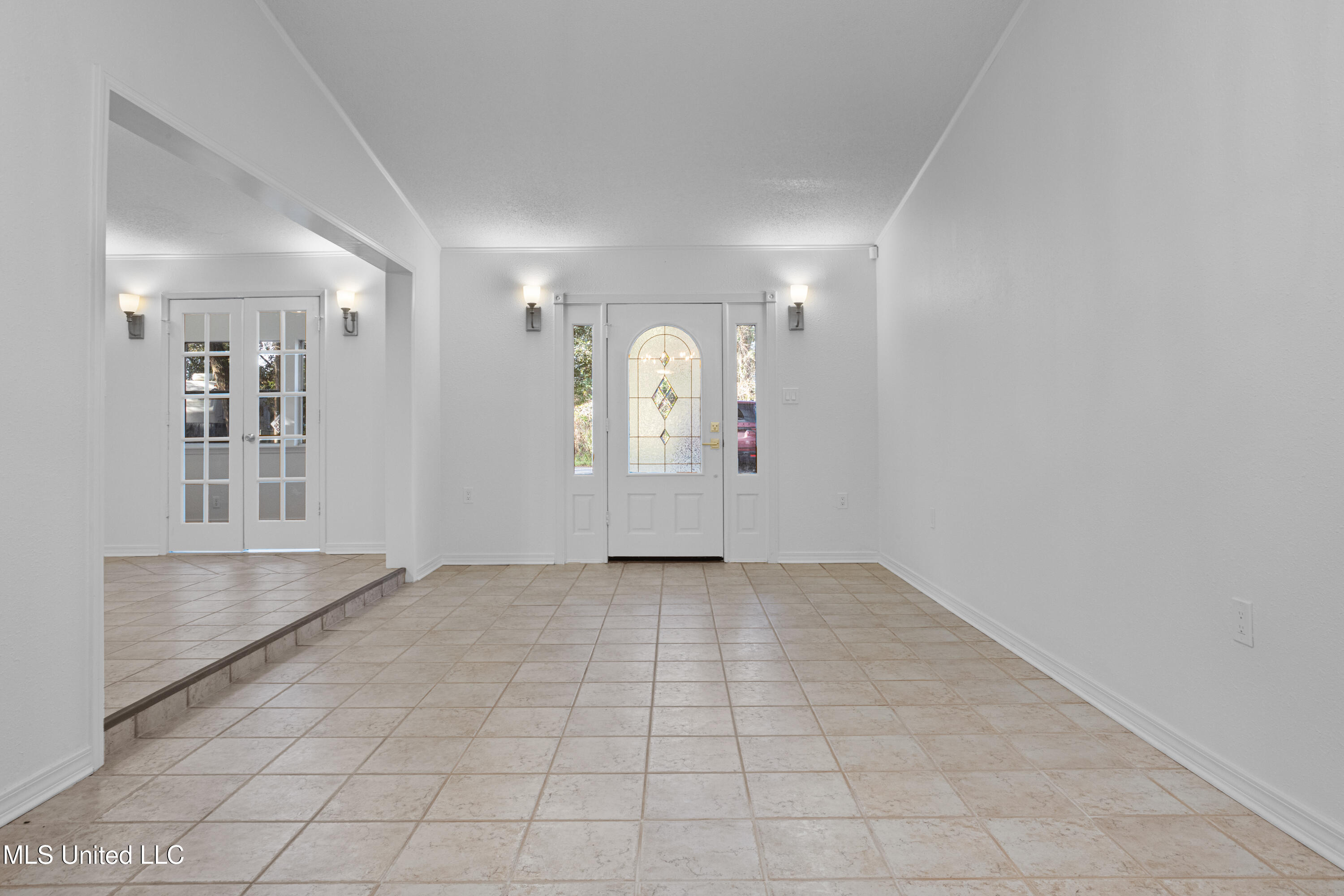5808 Ridge Road Property Photo 4