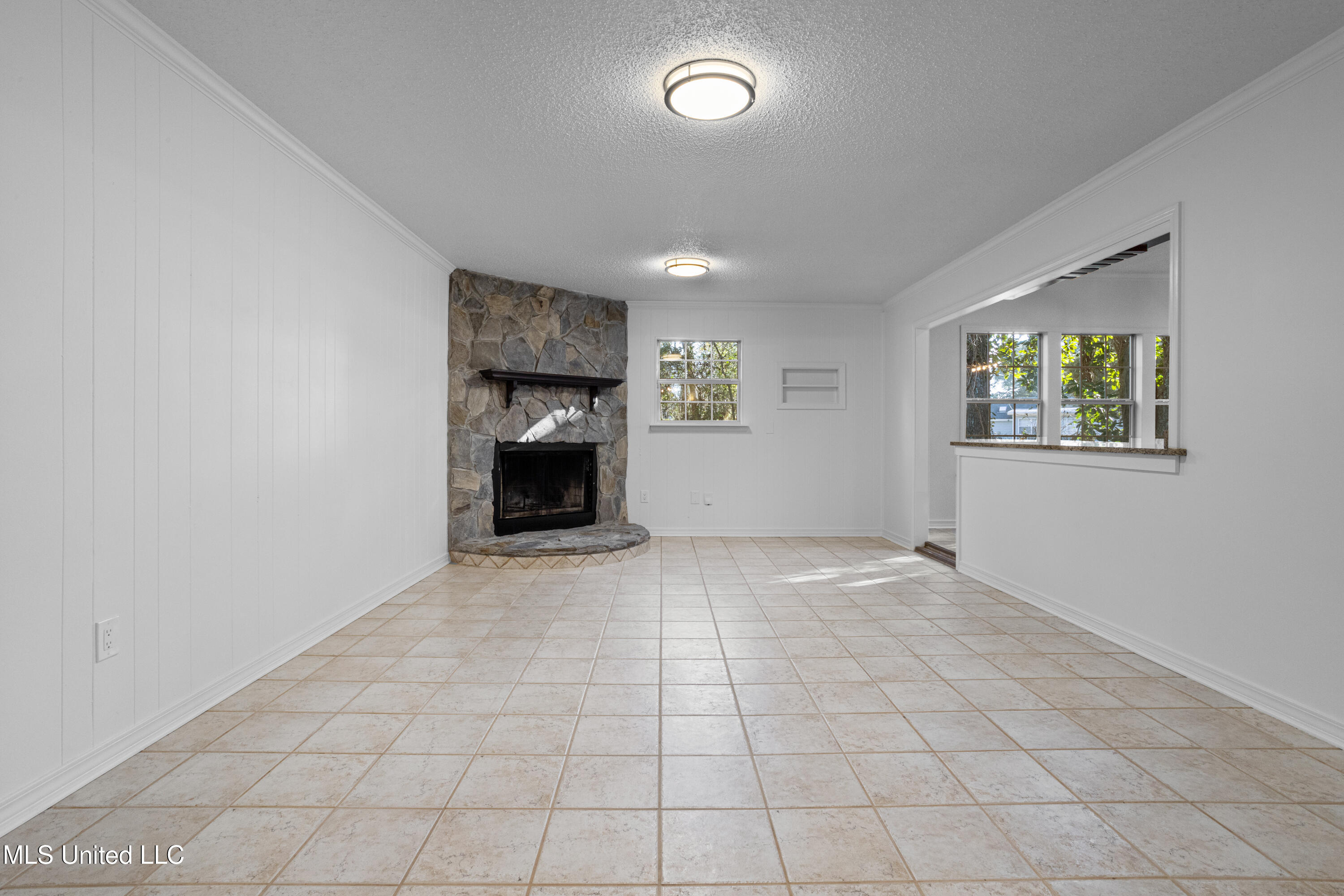 5808 Ridge Road Property Photo 8