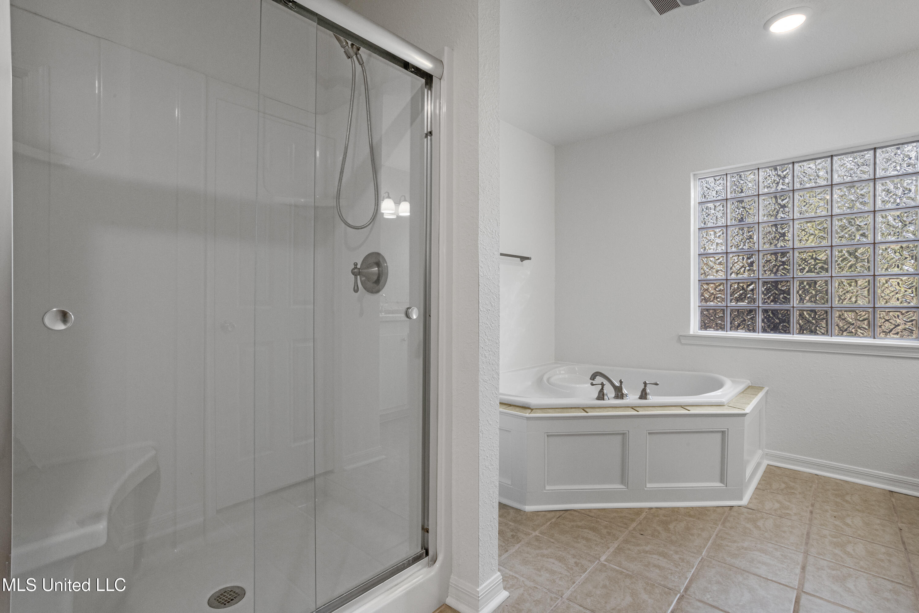 5808 Ridge Road Property Photo 25