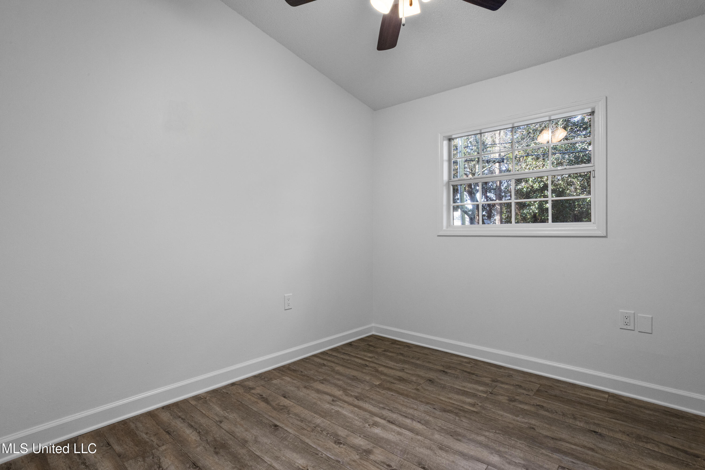 5808 Ridge Road Property Photo 30