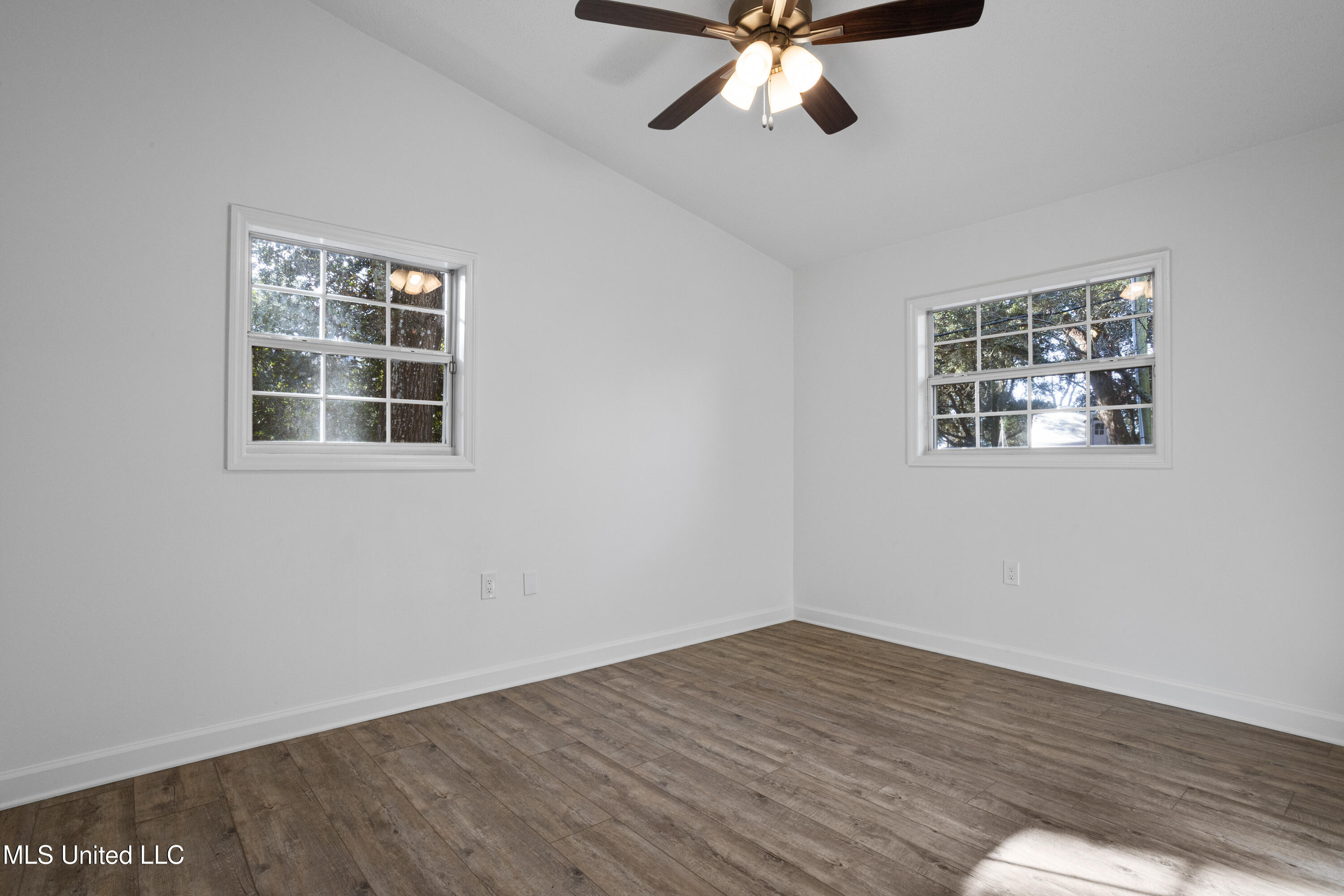 5808 Ridge Road Property Photo 32
