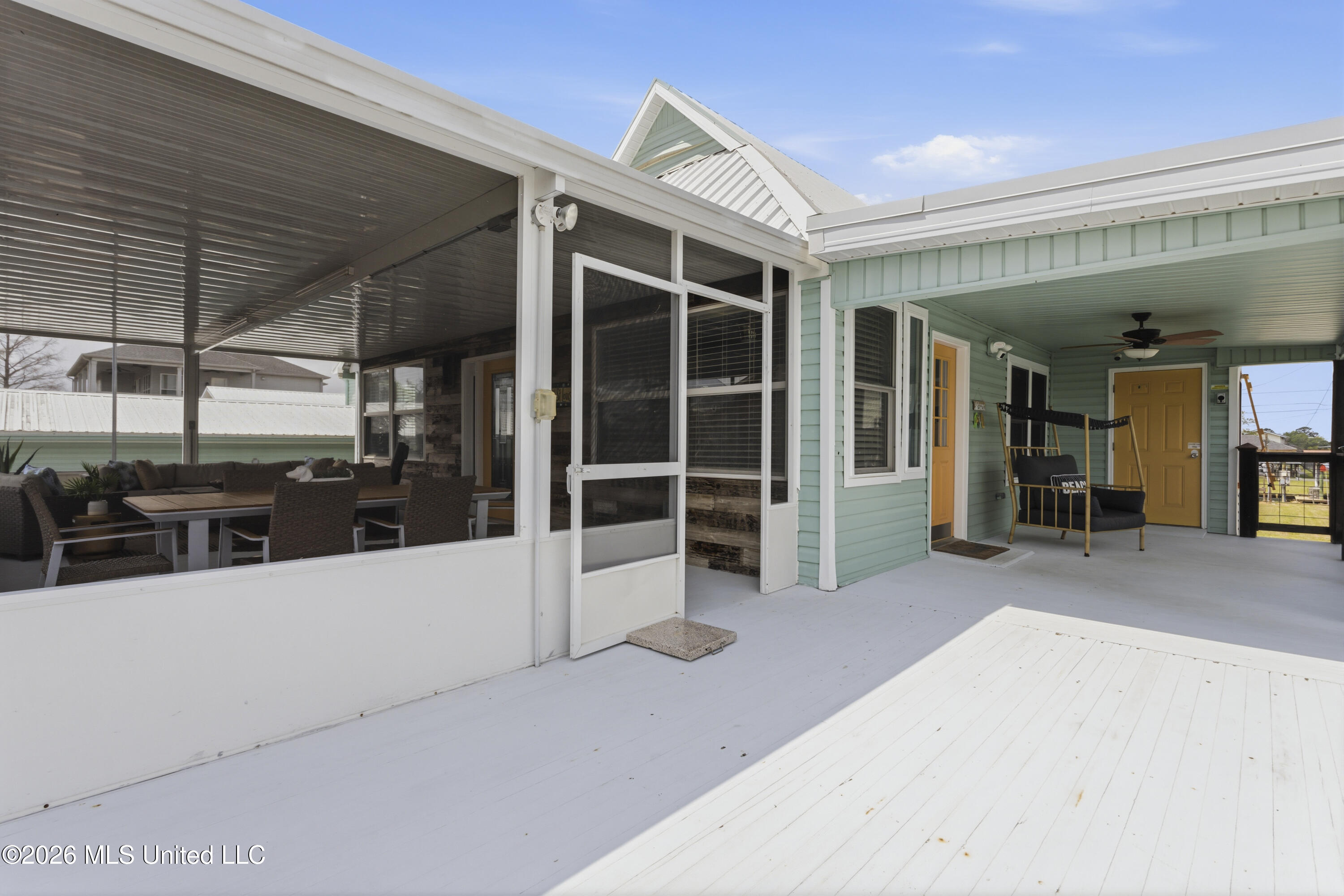842 Deer Drive Property Photo 11