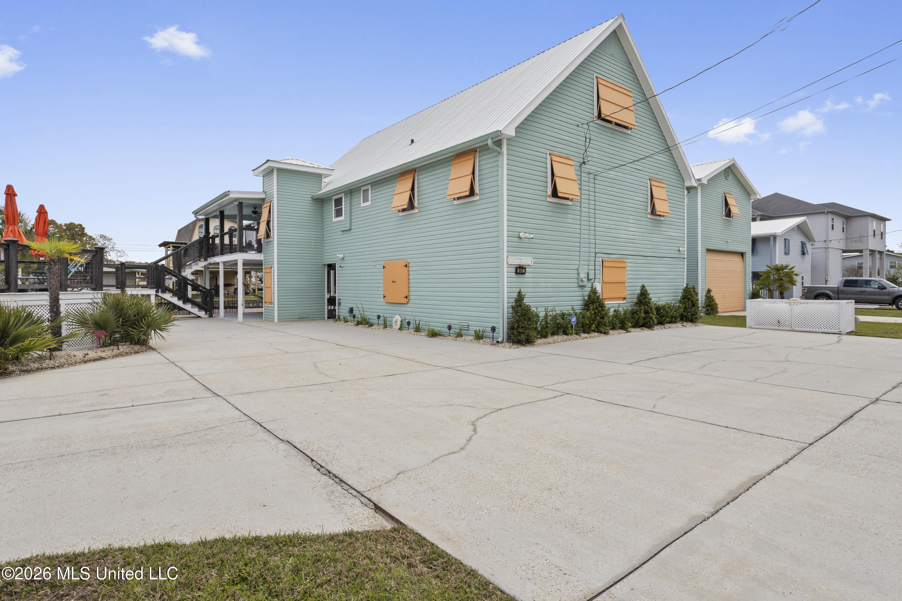 842 Deer Drive Property Photo 77
