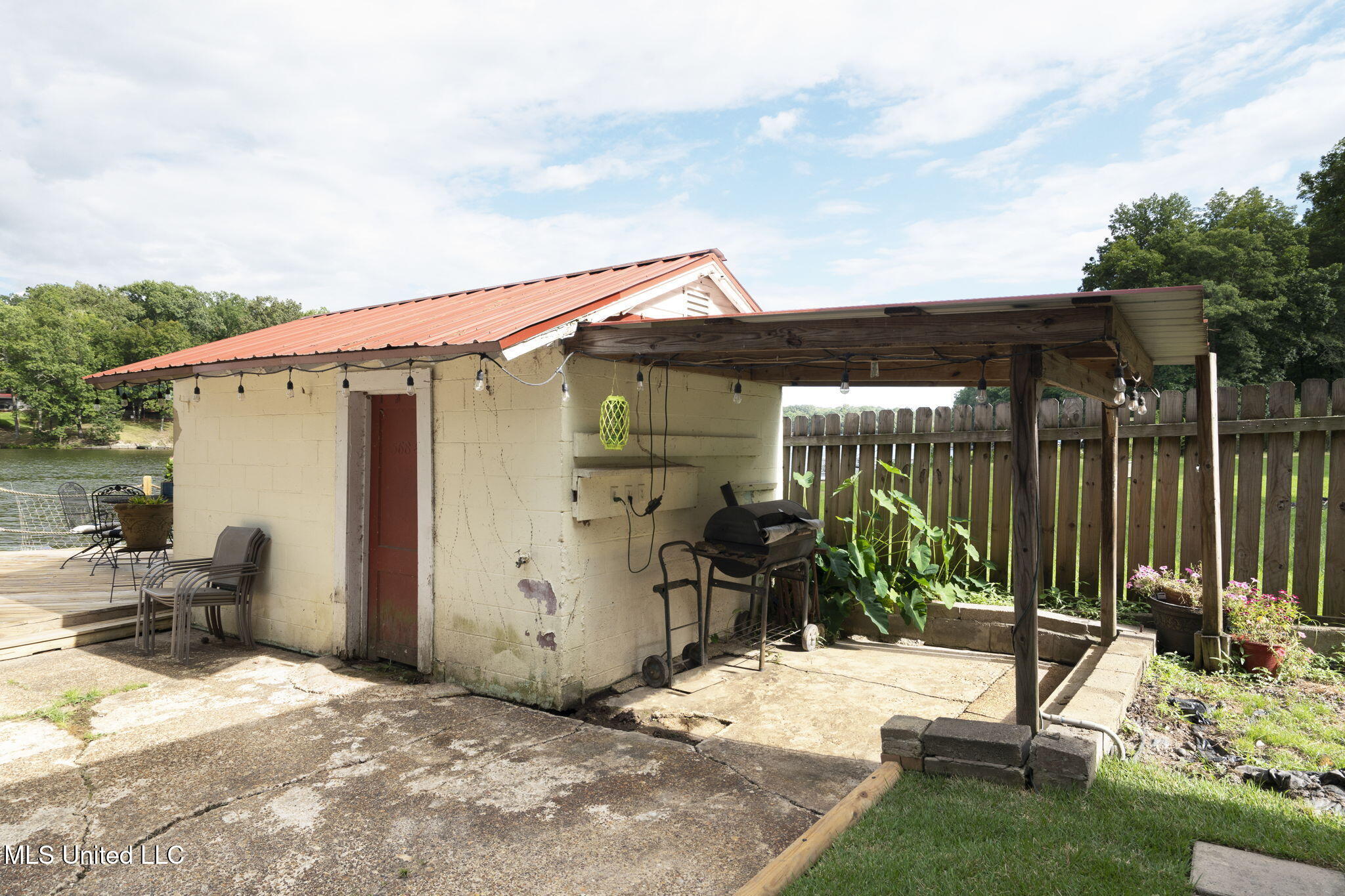 1294 Lakeview Drive Property Photo 23