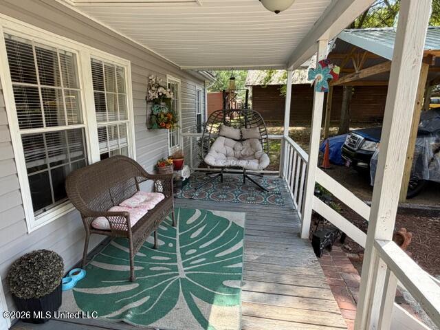 561 Lowe Circle Property Photo 7