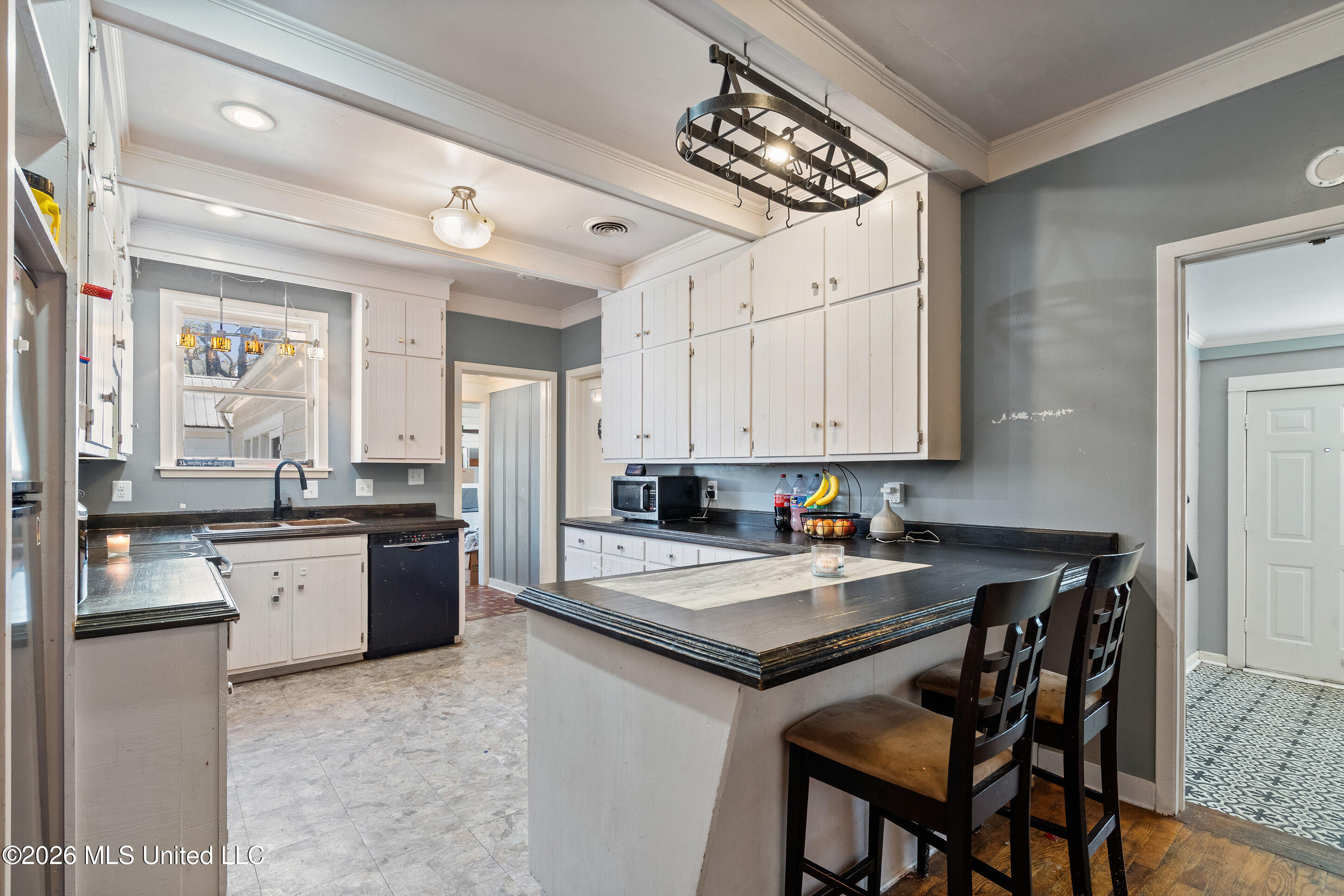 155 N Randolph Street Property Photo 3