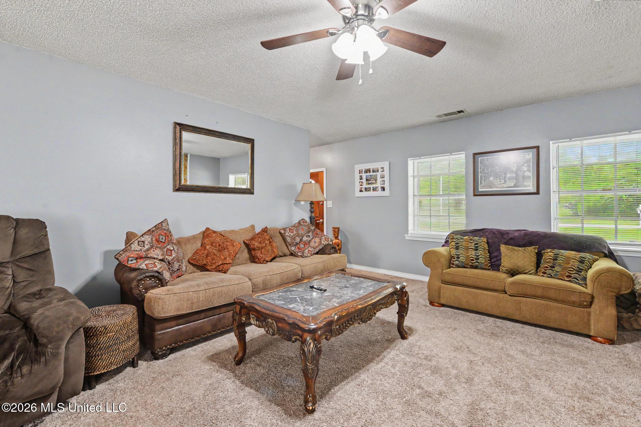 13704 Coleman Street Property Photo 6