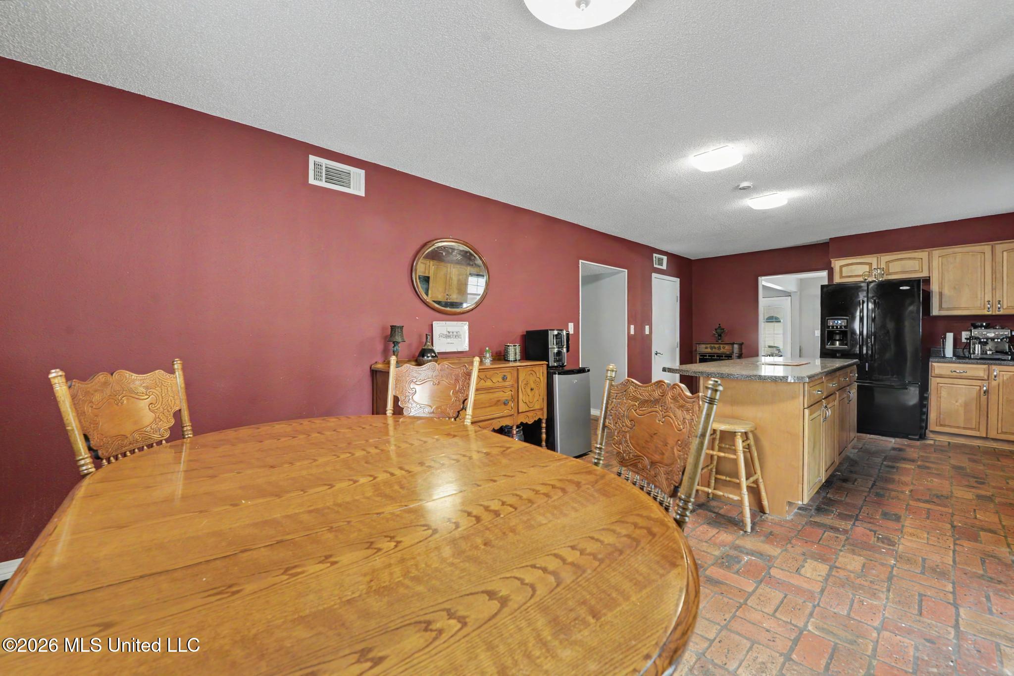 13704 Coleman Street Property Photo 11