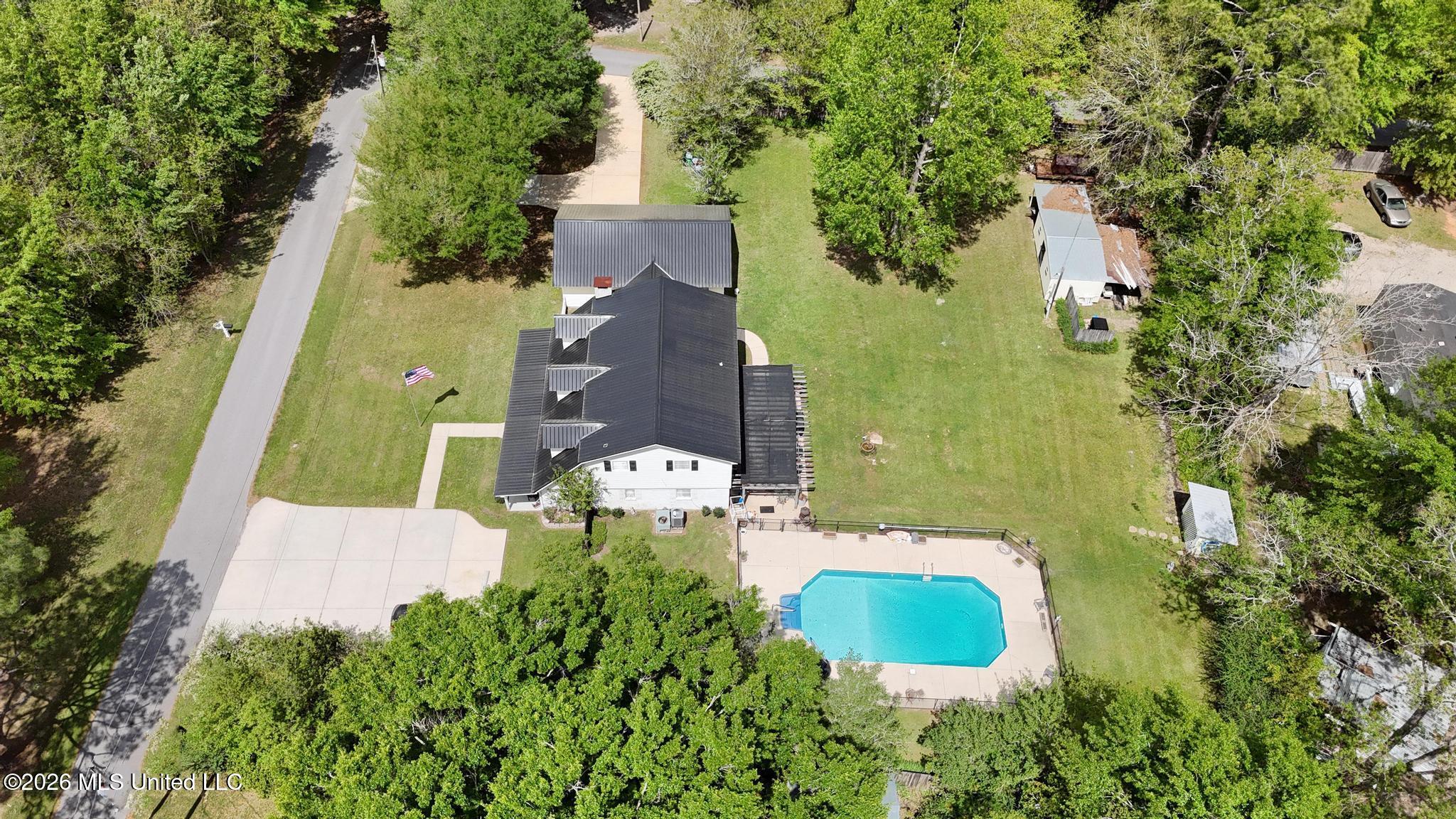 13704 Coleman Street Property Photo 45