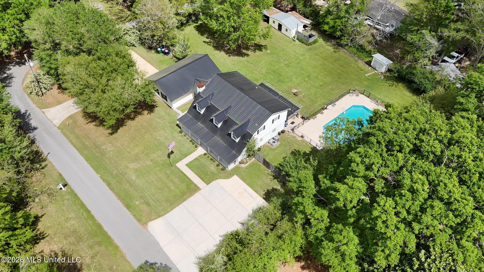 13704 Coleman Street Property Photo 46