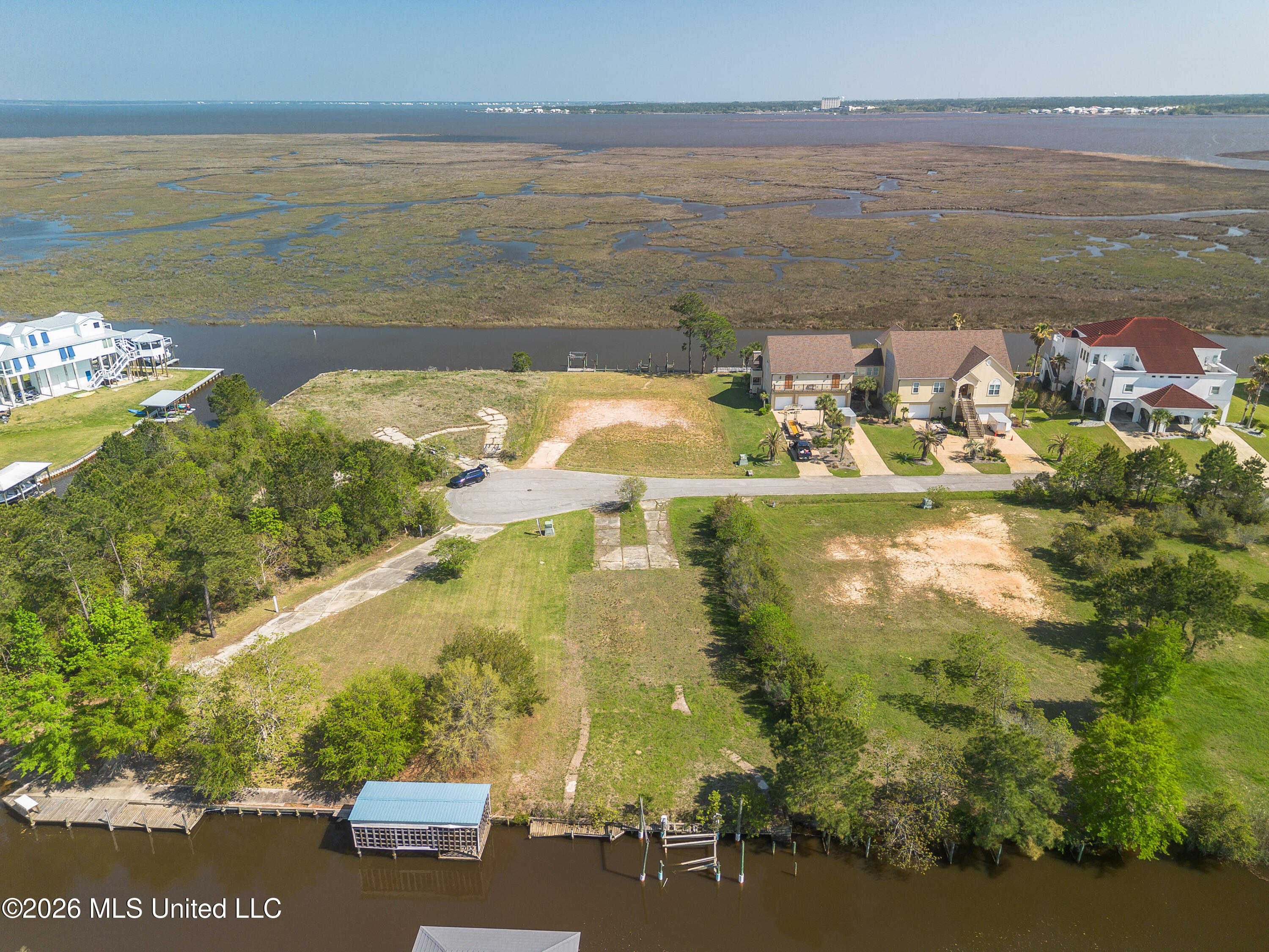 1348 Poki Place Property Photo 1