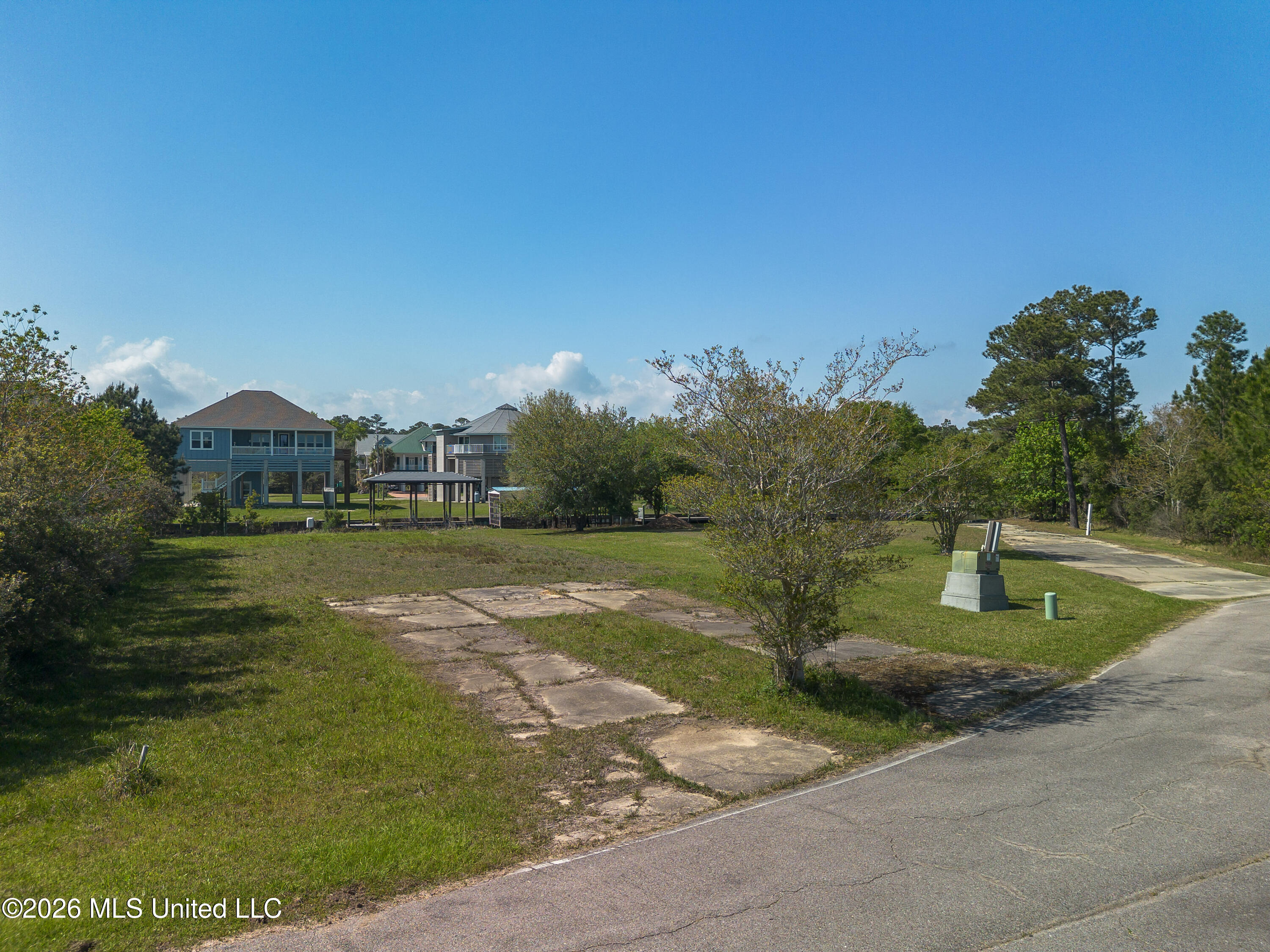1348 Poki Place Property Photo 5