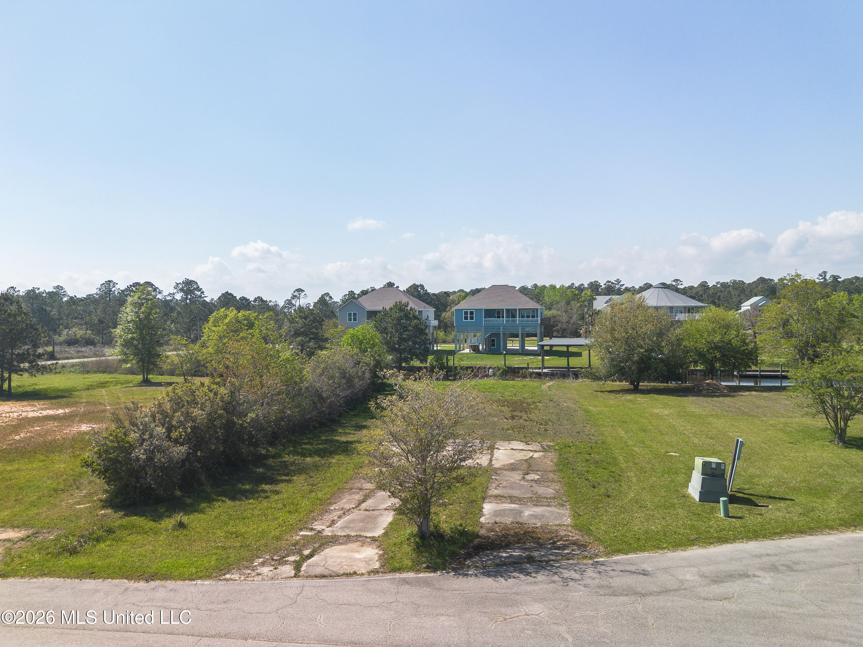 1348 Poki Place Property Photo 7