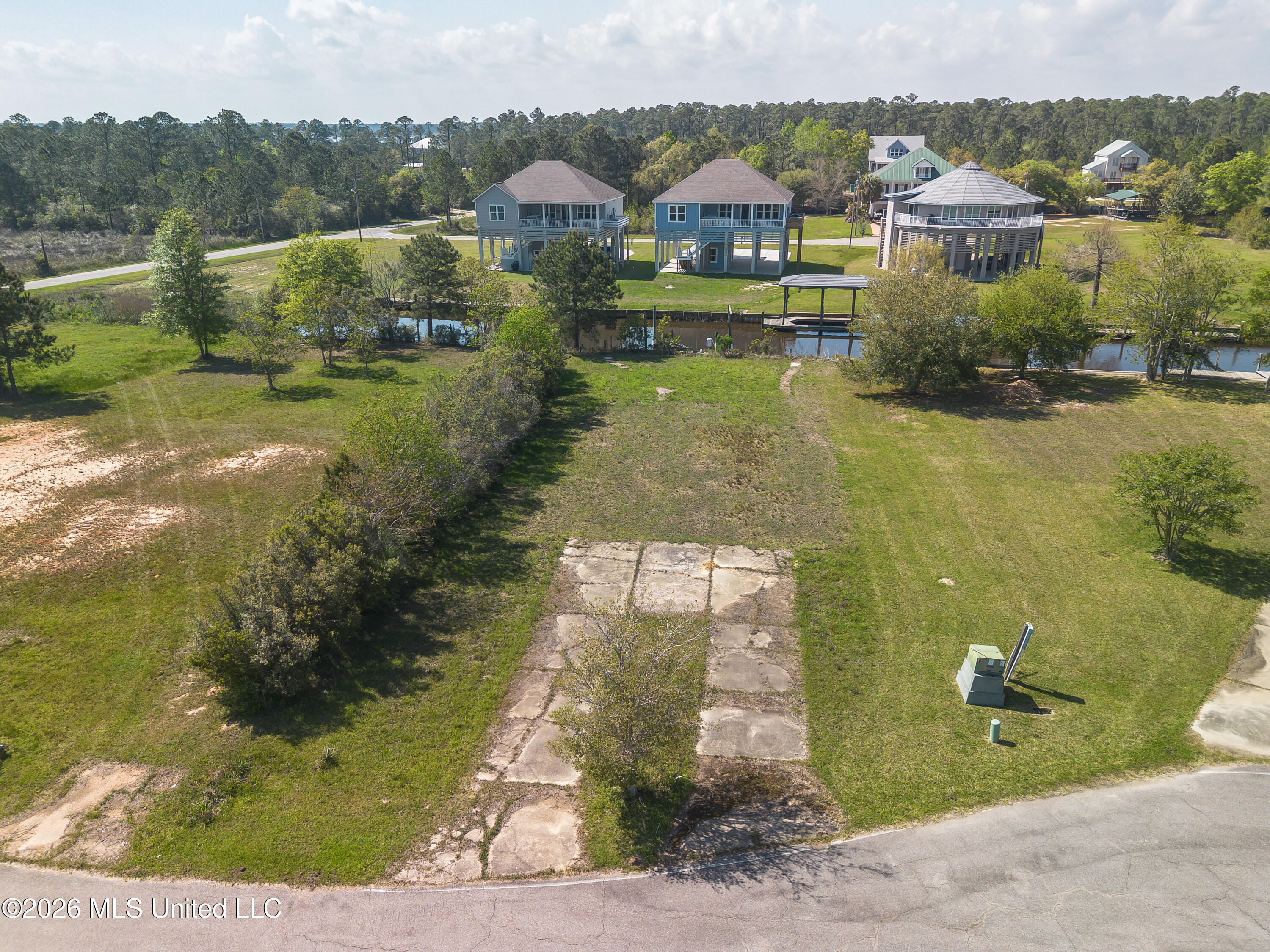 1348 Poki Place Property Photo 8