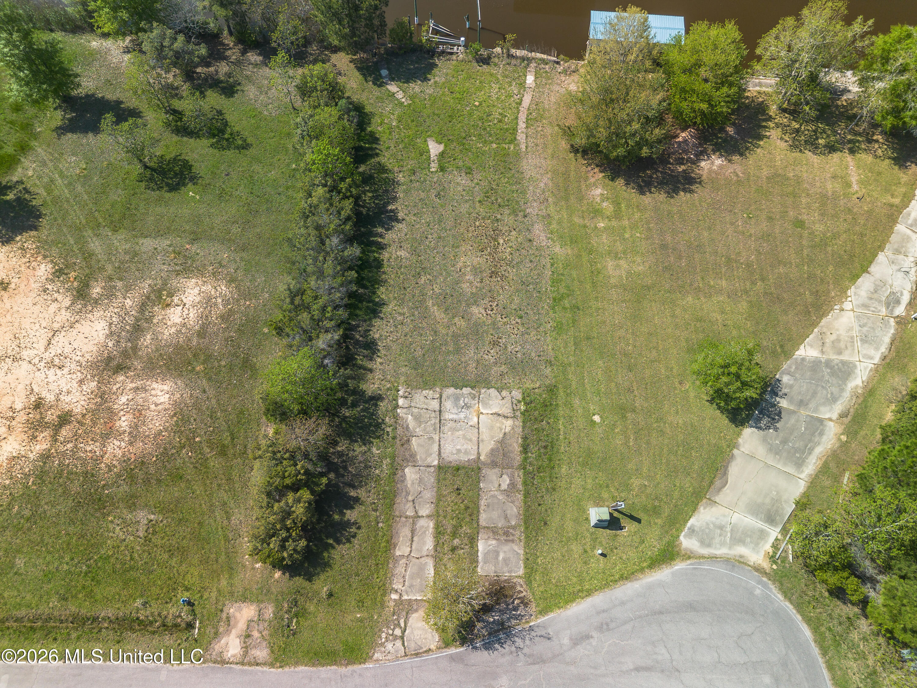 1348 Poki Place Property Photo 11
