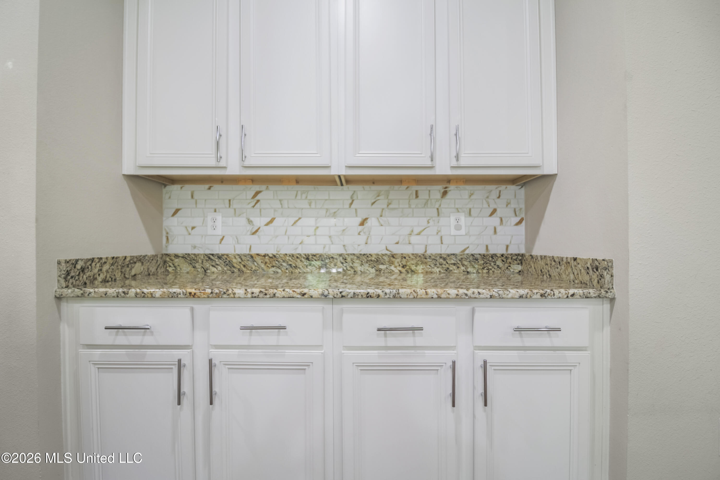 6626 Sugarcane Circle Property Photo 12