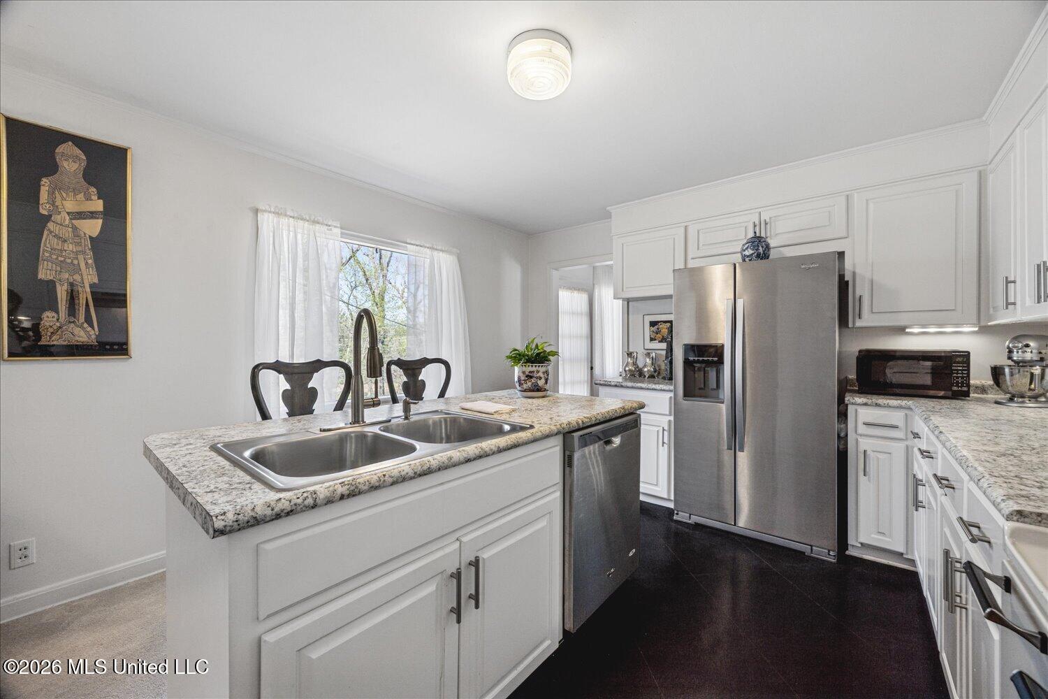 560 Woodland Heights Property Photo 18