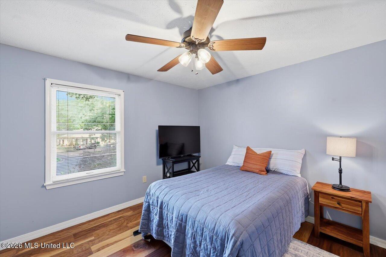 215 Comstock Lane Property Photo 20