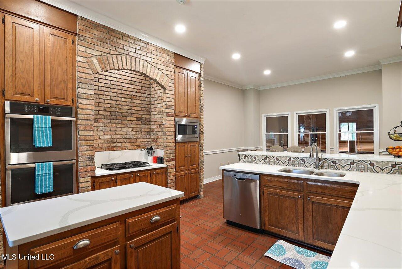 121 Countrywood Circle Property Photo 8