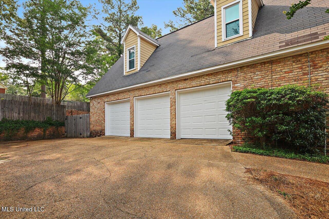 121 Countrywood Circle Property Photo 31