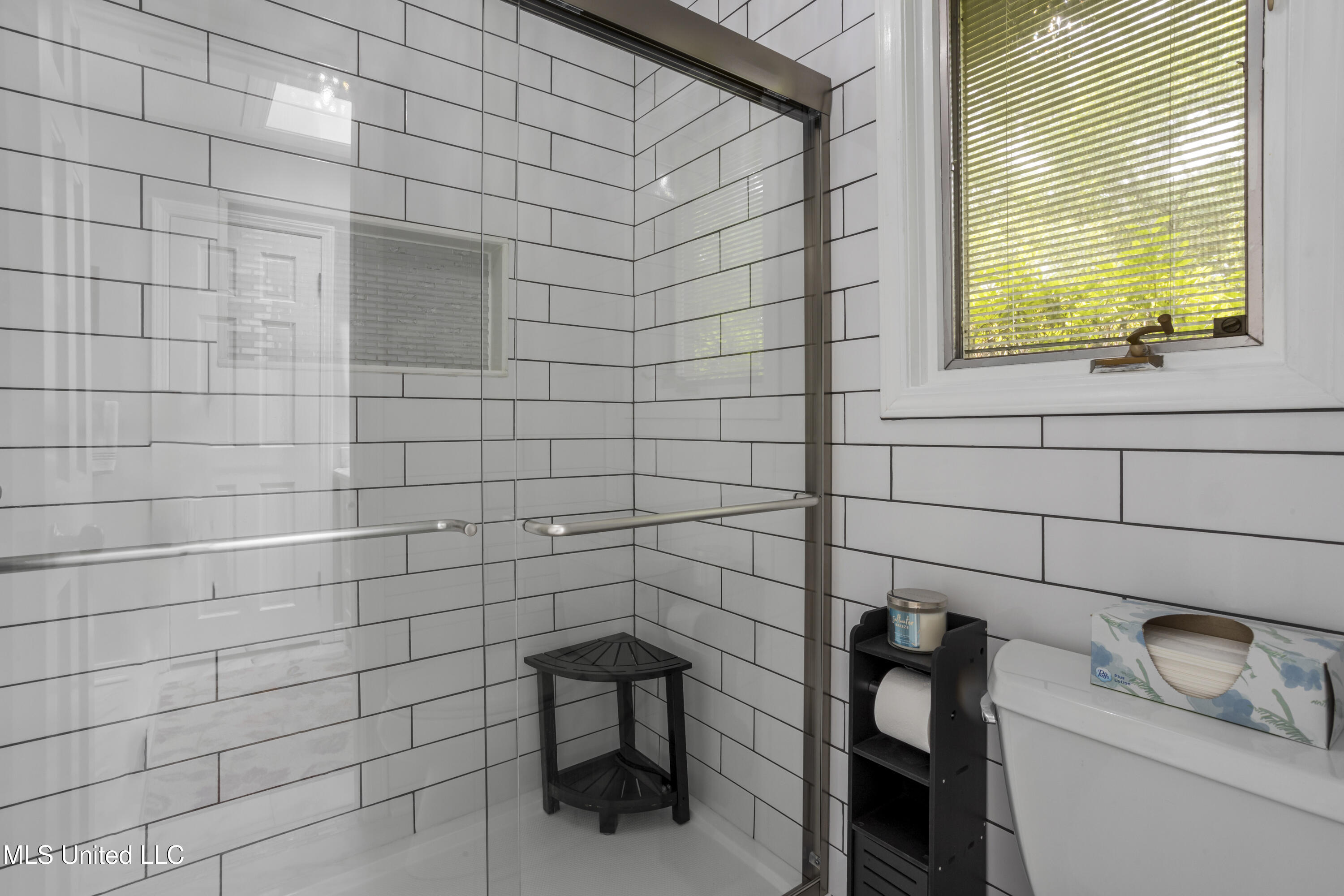 222 Glen Eagles Drive Property Photo 19