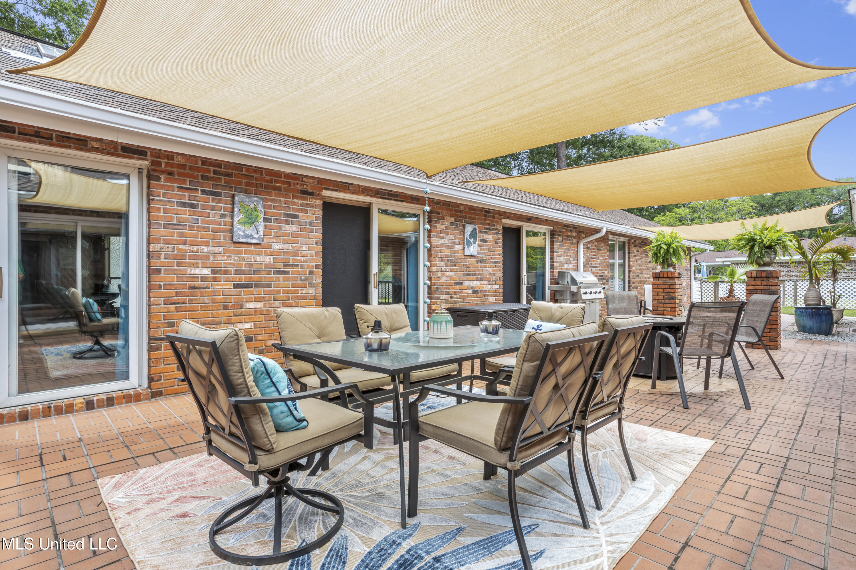 222 Glen Eagles Drive Property Photo 37
