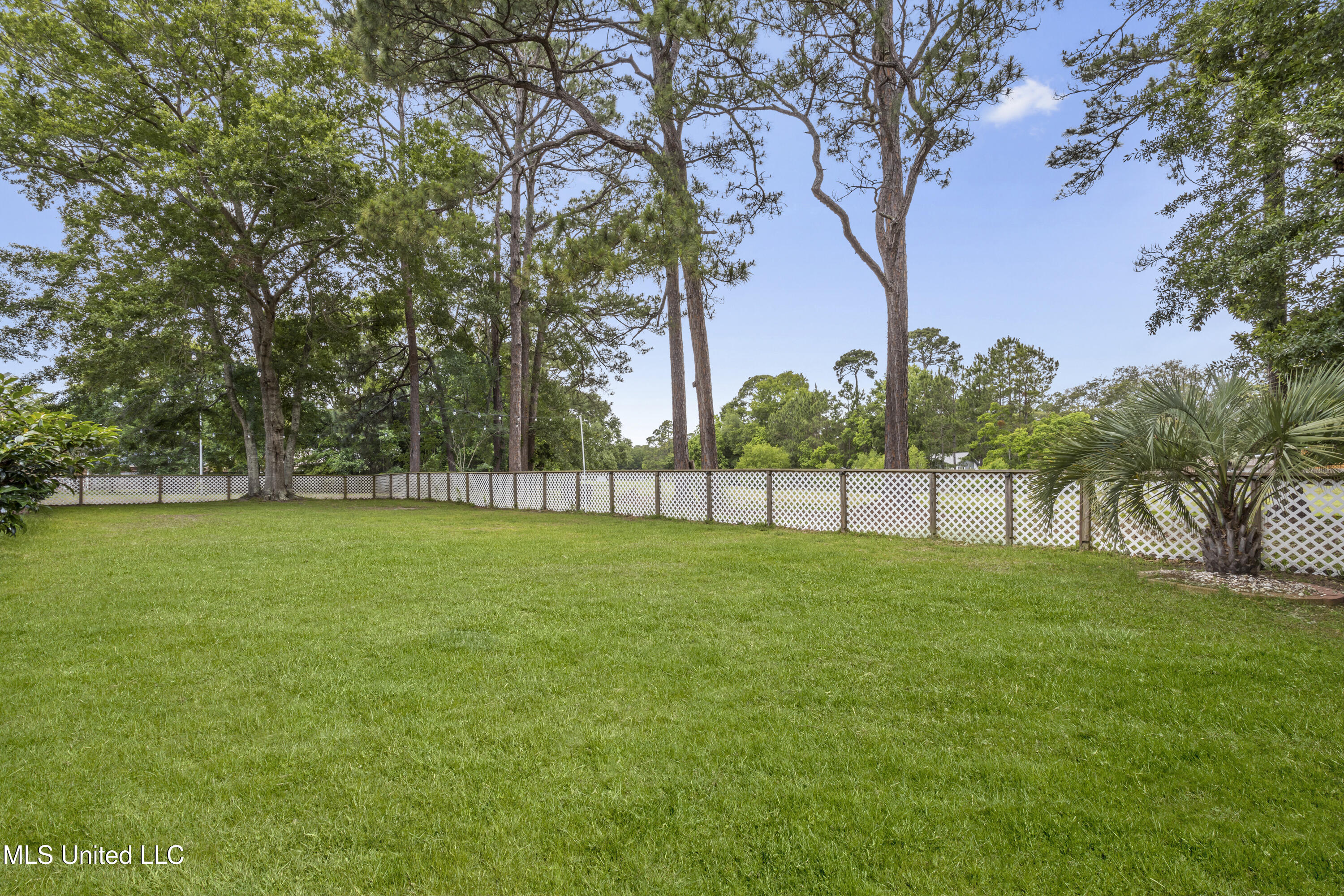 222 Glen Eagles Drive Property Photo 39