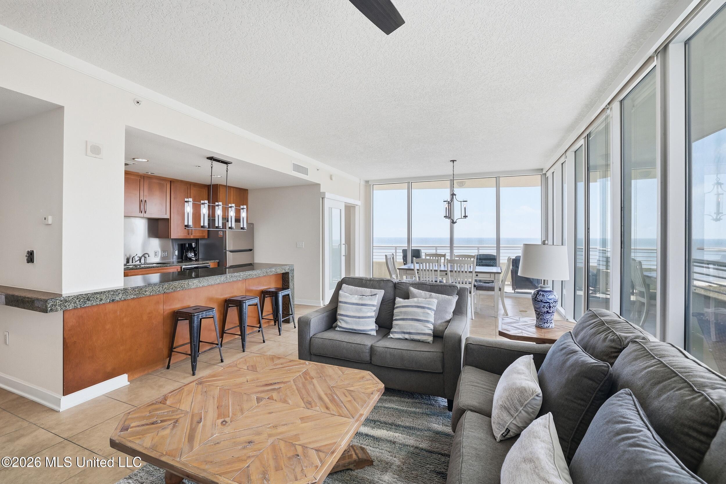 2060 Beach Boulevard Property Photo 16