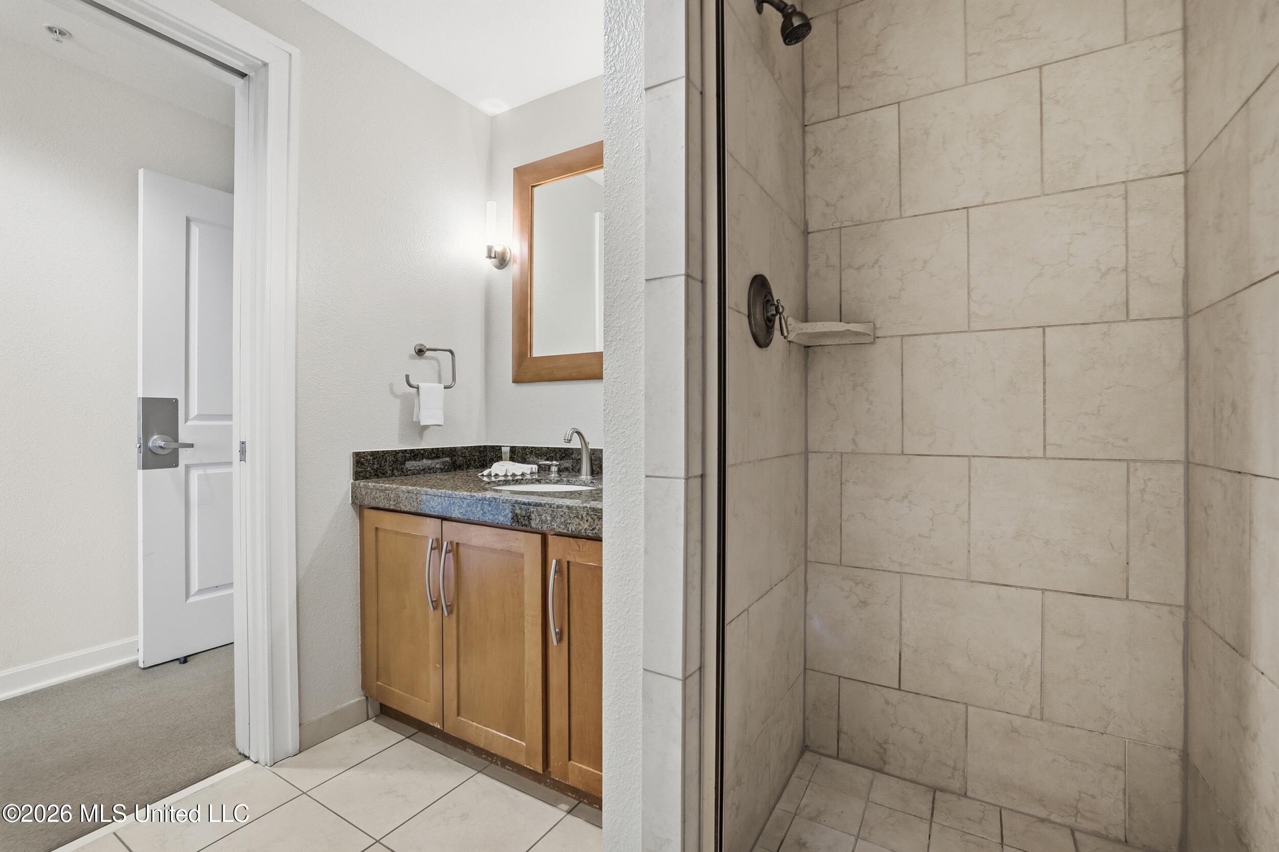 2060 Beach Boulevard Property Photo 23