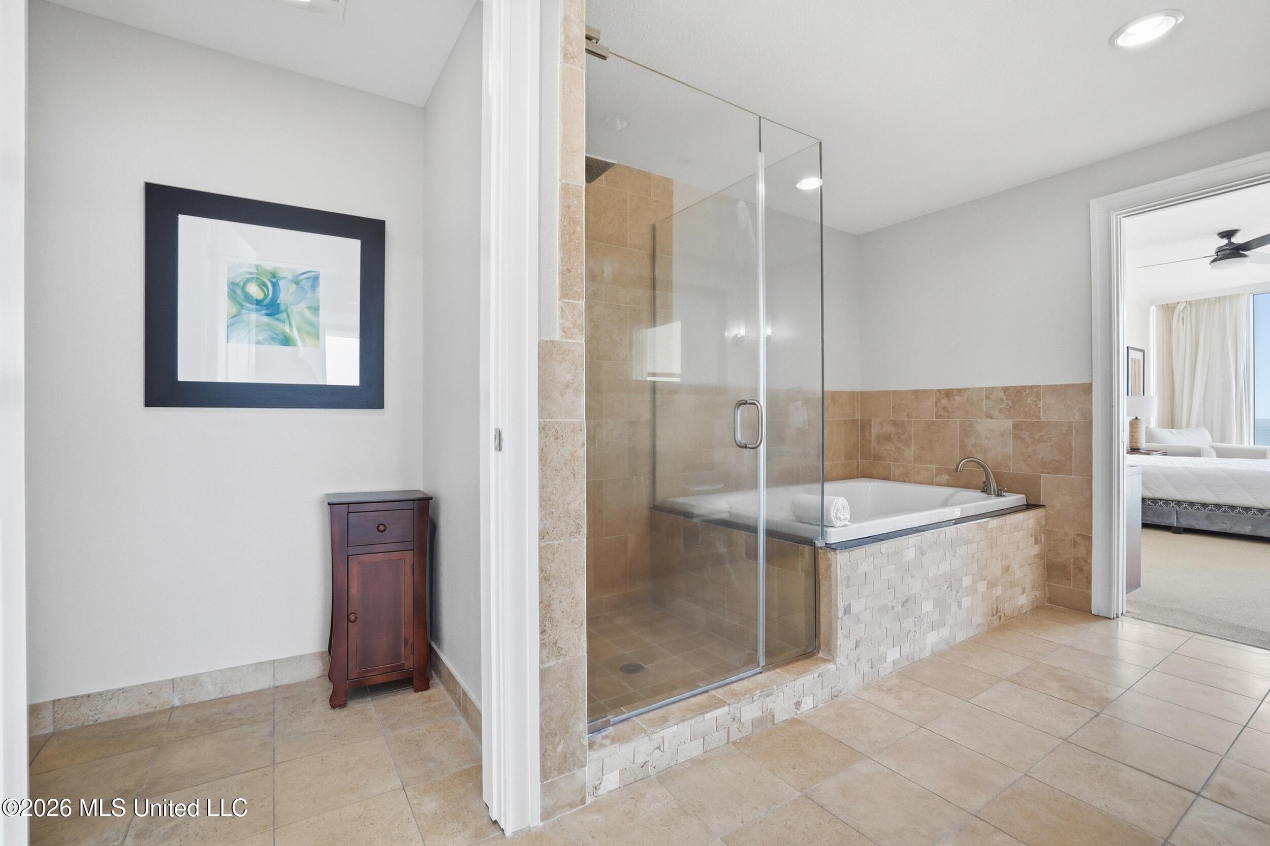 2060 Beach Boulevard Property Photo 35
