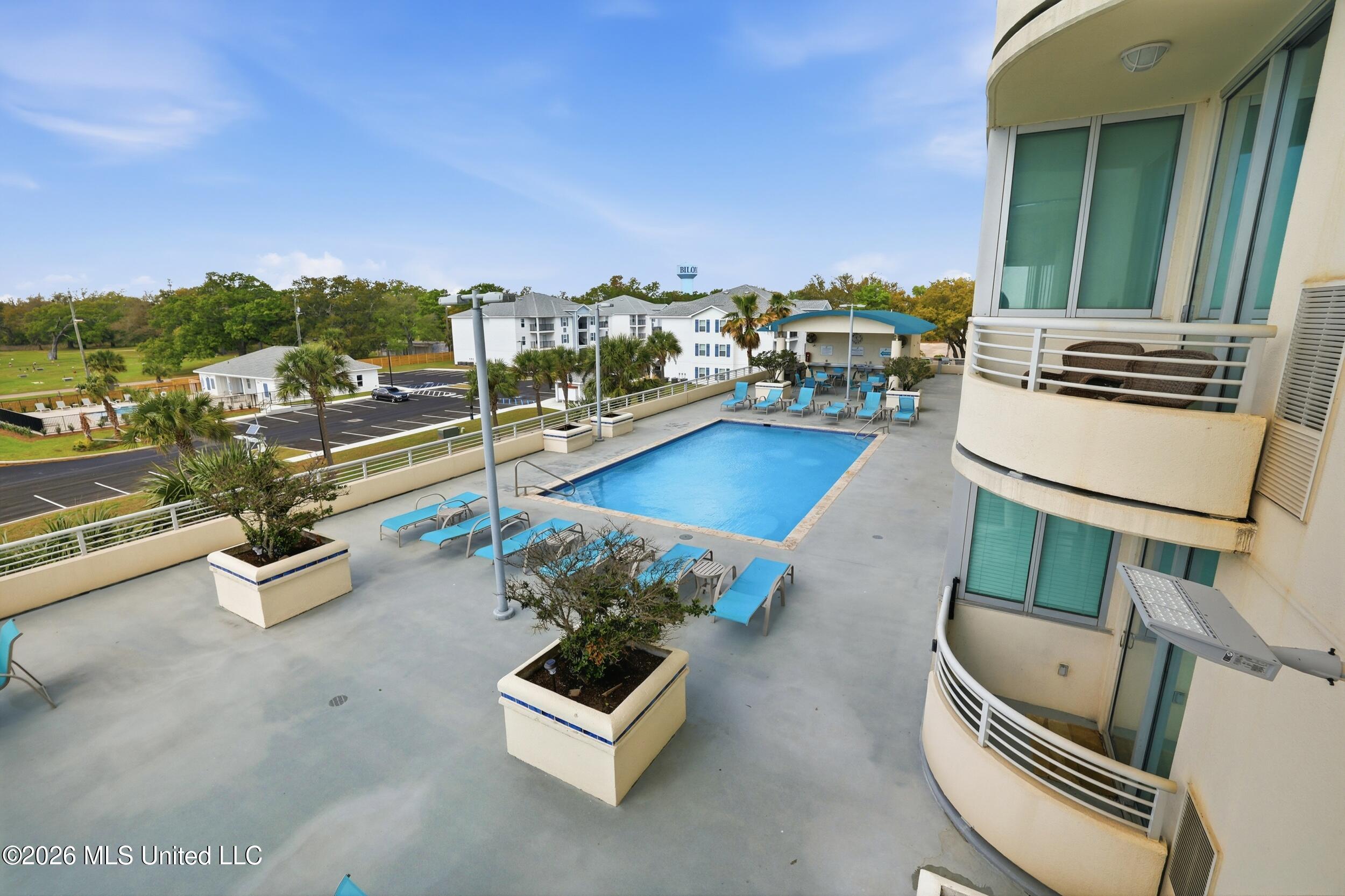 2060 Beach Boulevard Property Photo 38