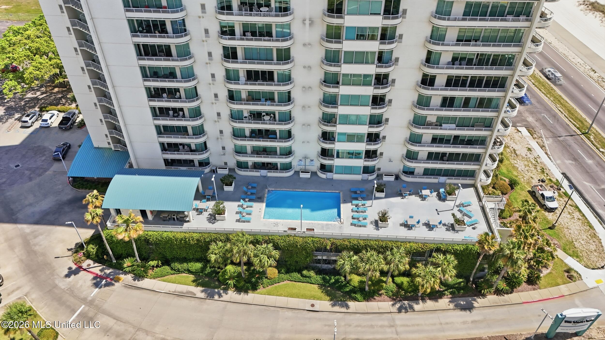 2060 Beach Boulevard Property Photo 48