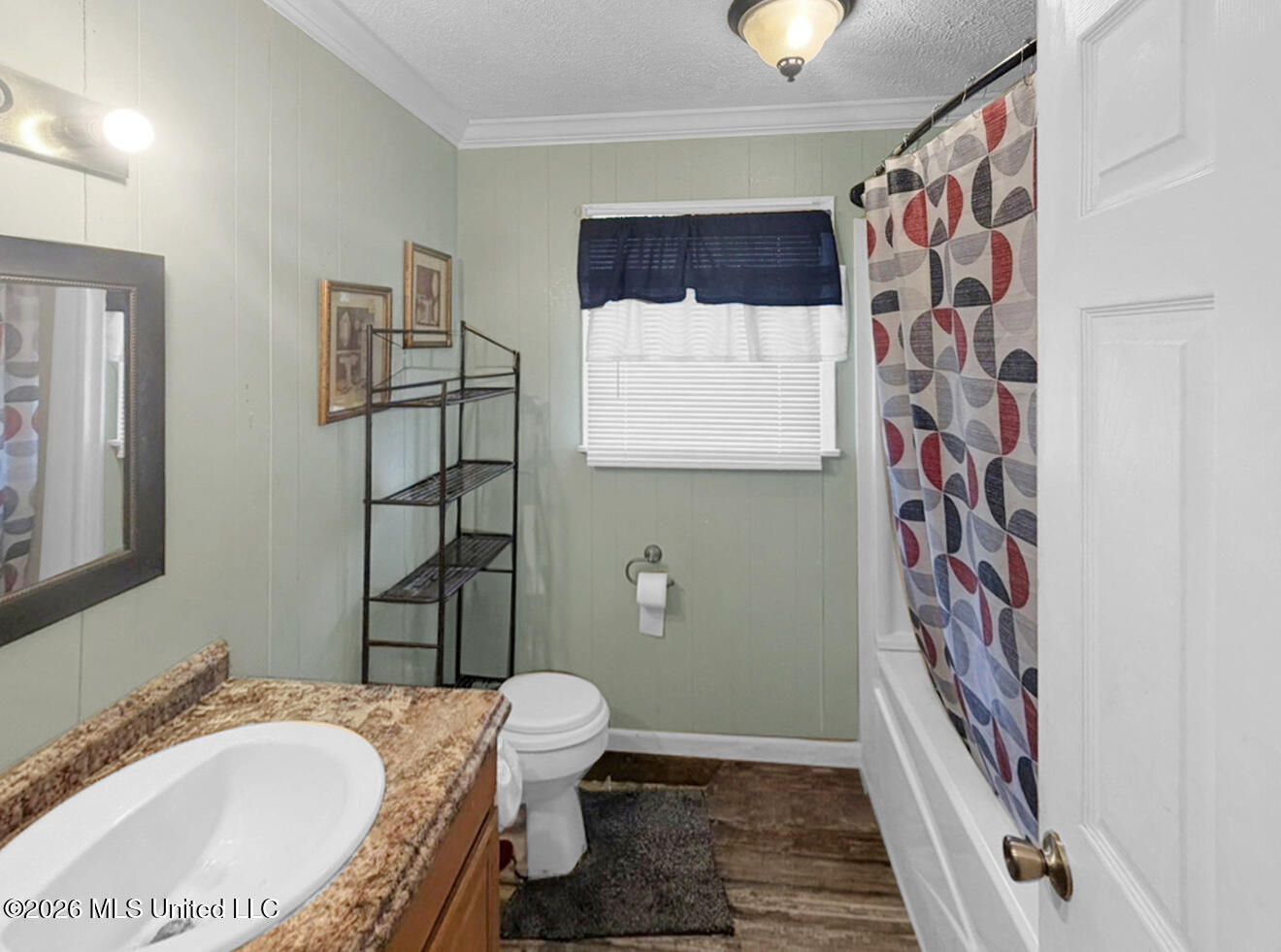 205 Summers Street Property Photo 4
