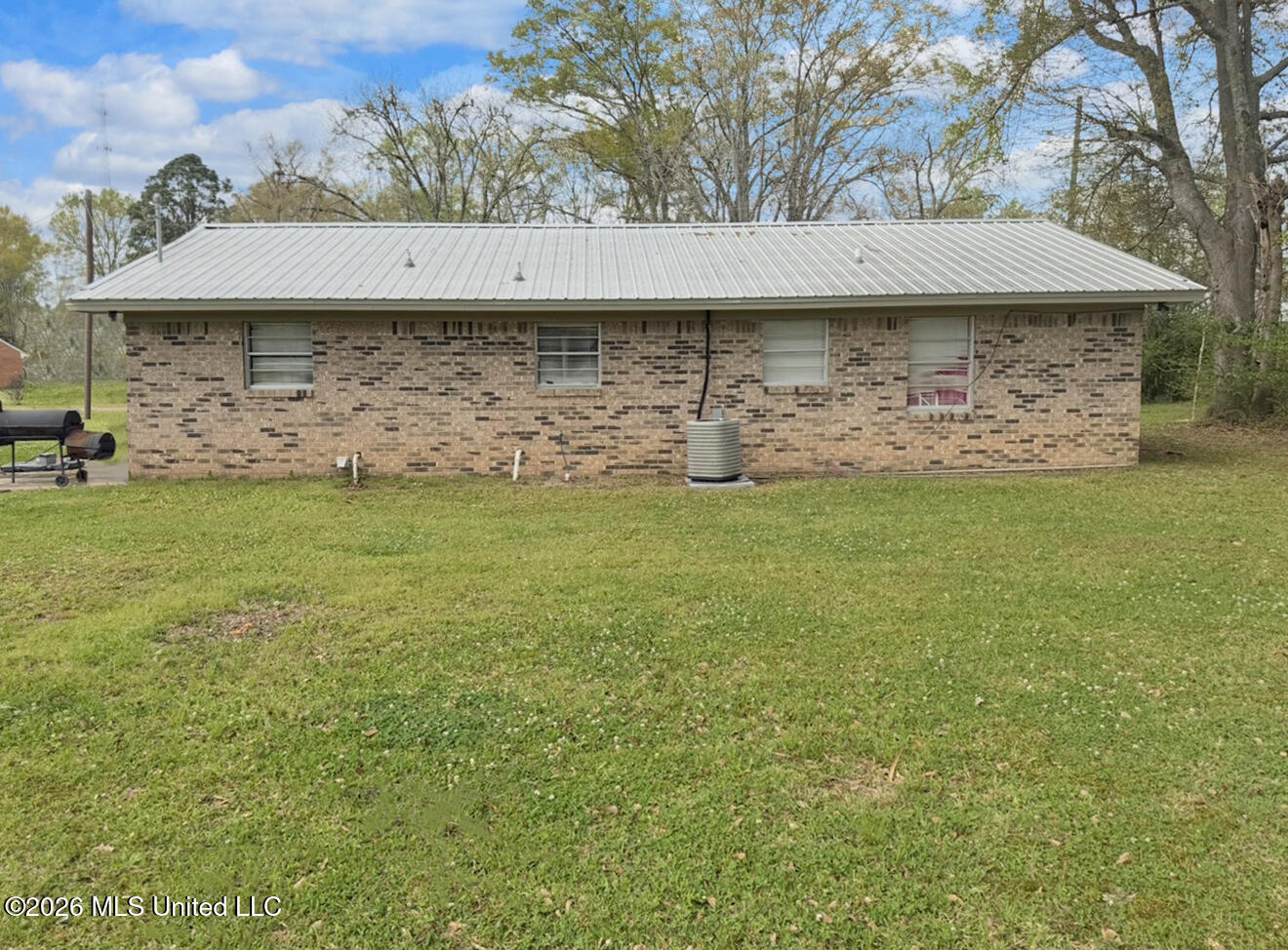 205 Summers Street Property Photo 9