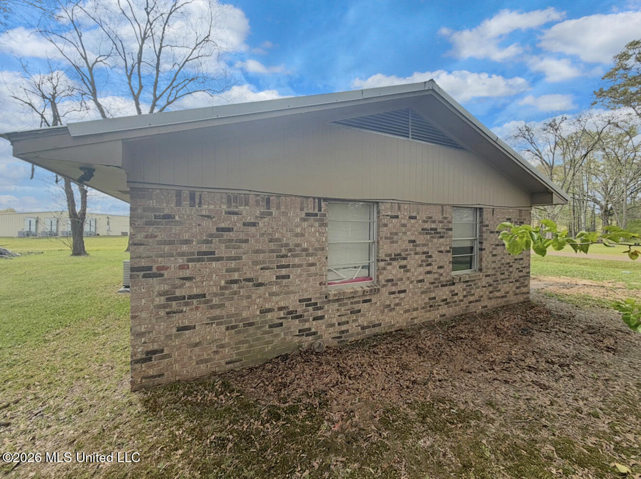 205 Summers Street Property Photo 12