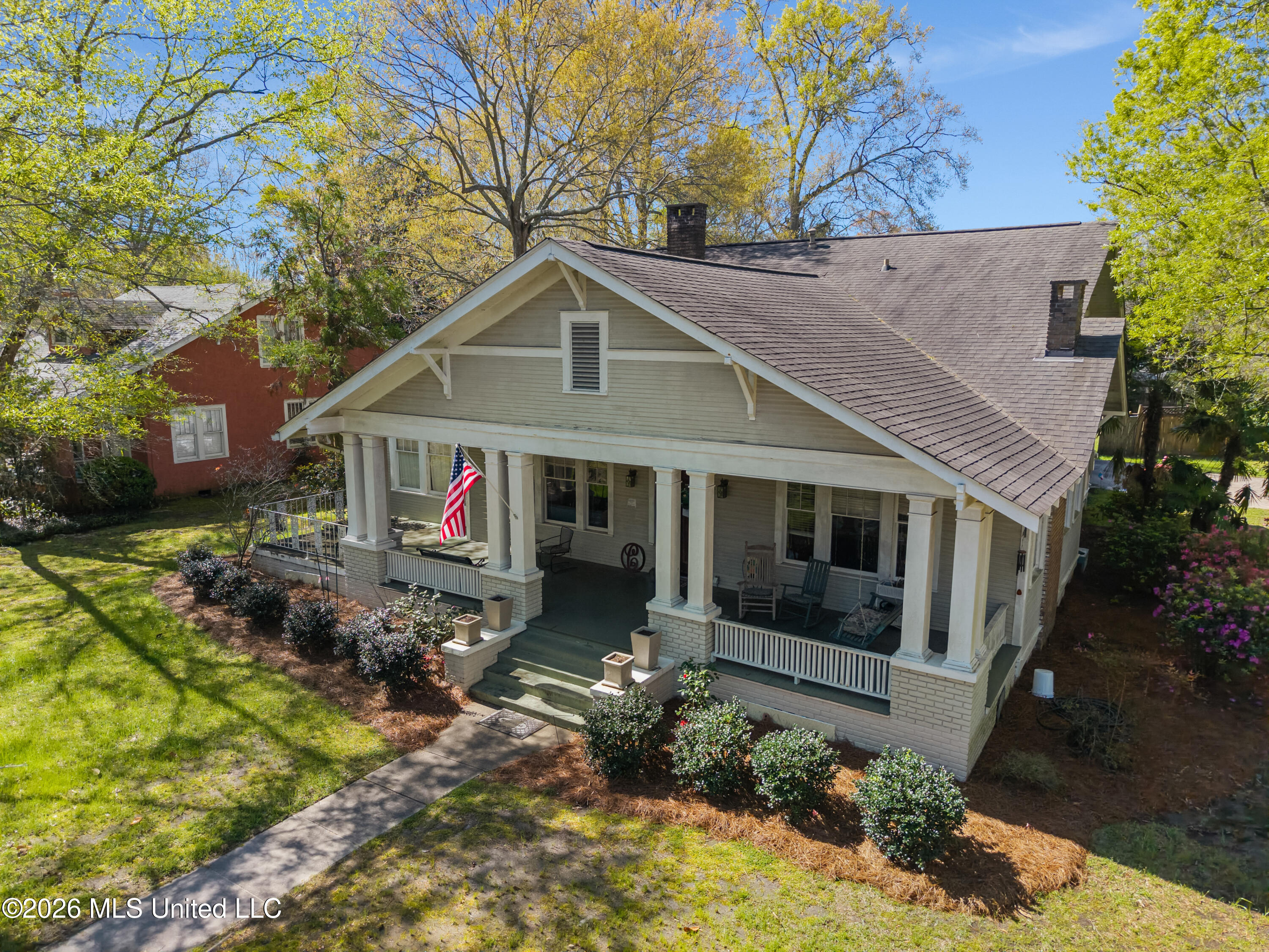 410 4th Avenue Property Photo 2