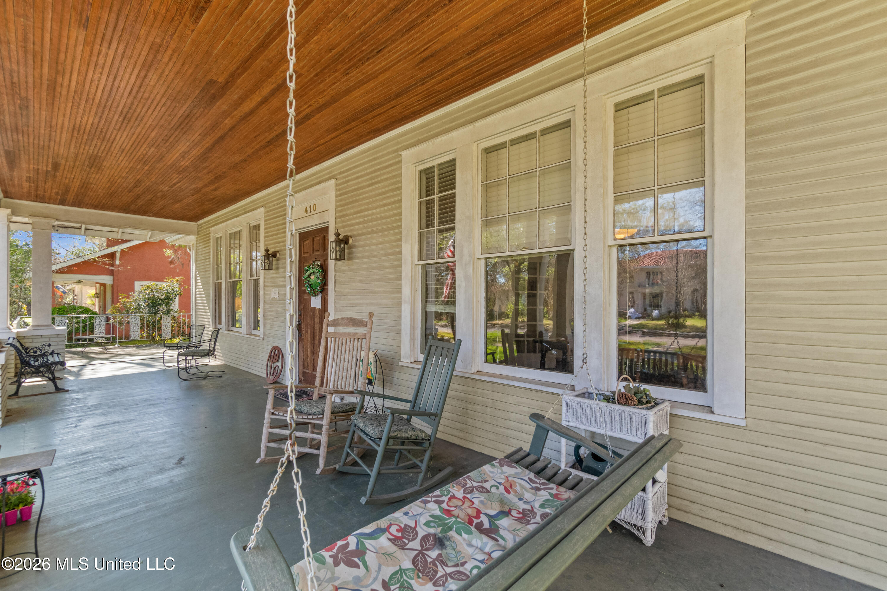 410 4th Avenue Property Photo 4