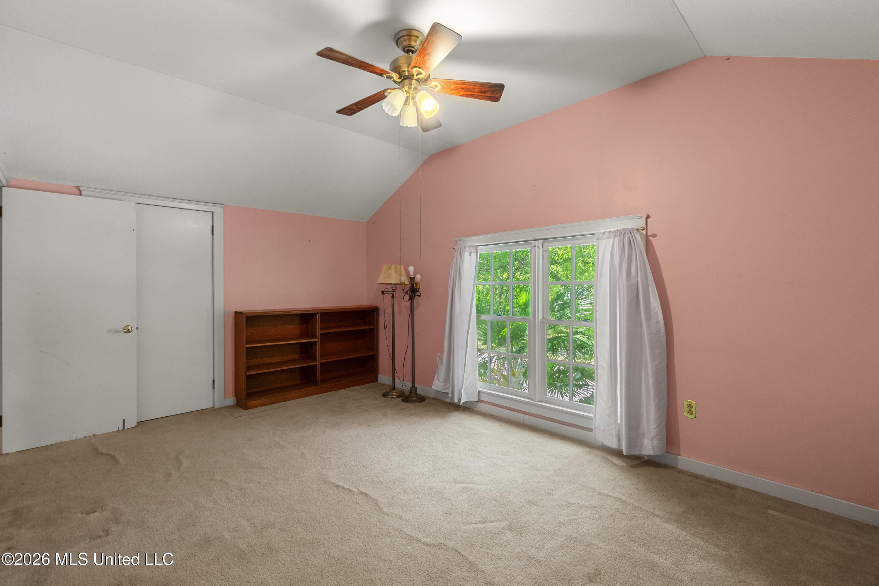 410 4th Avenue Property Photo 32