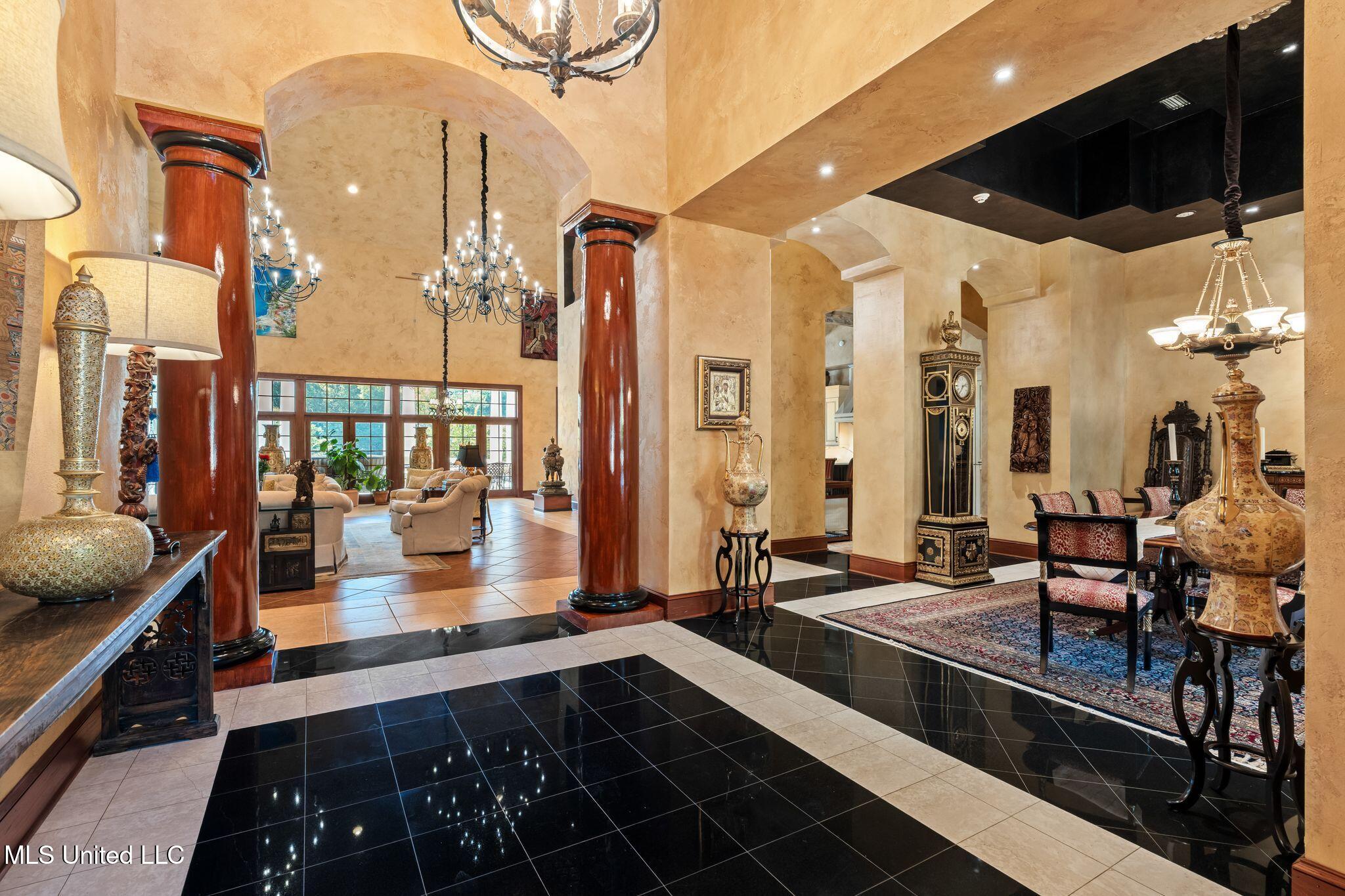 16 Chandeleur Point Property Photo 11