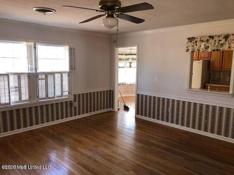 9351 Castalian Springs Boulevard Property Photo 8