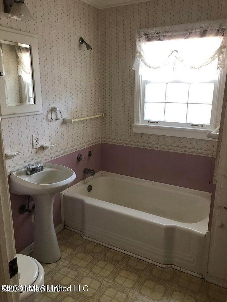 9351 Castalian Springs Boulevard Property Photo 19